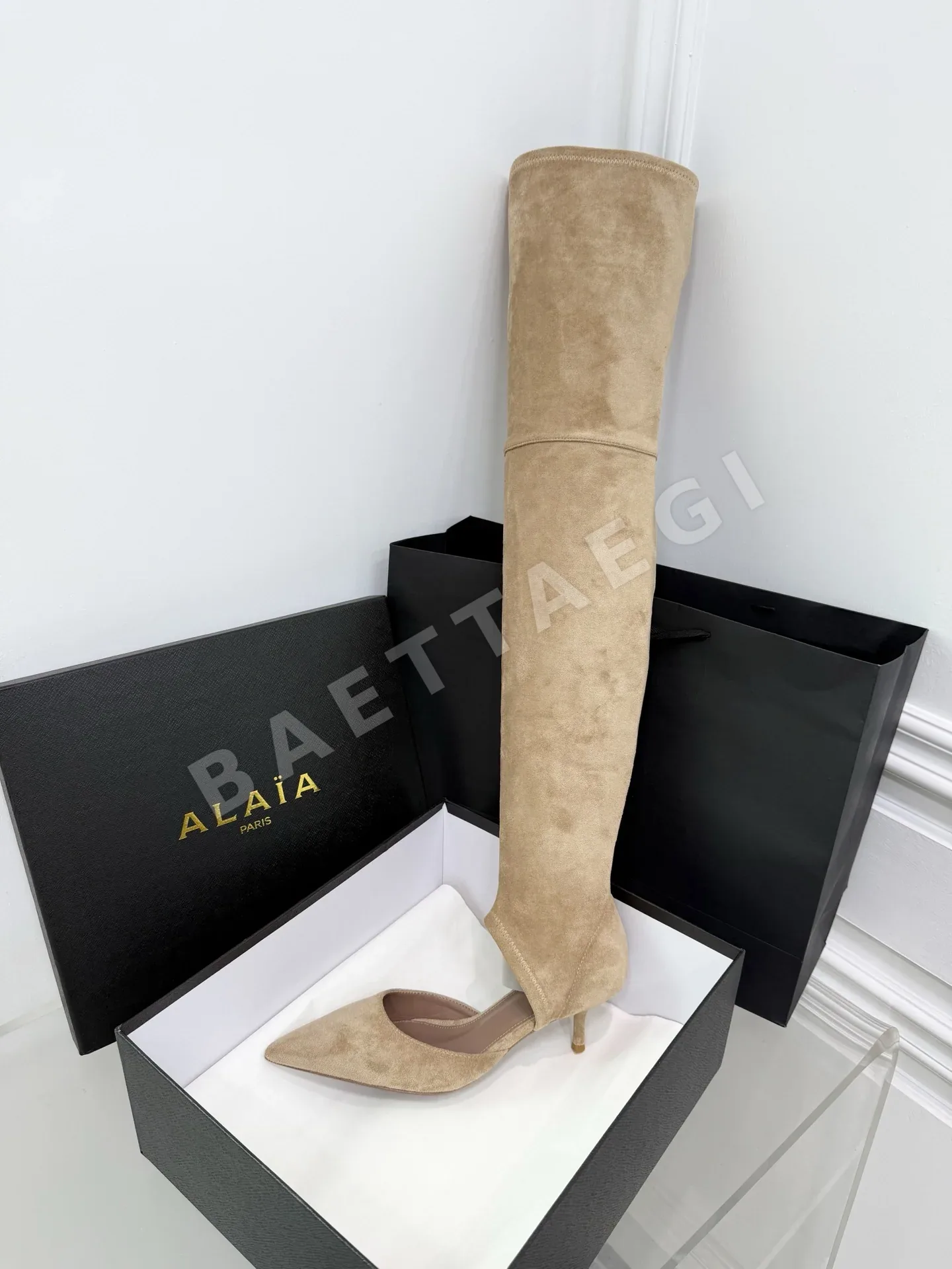 알라이아 스트레치 니하이 부츠 상세 이미지 6