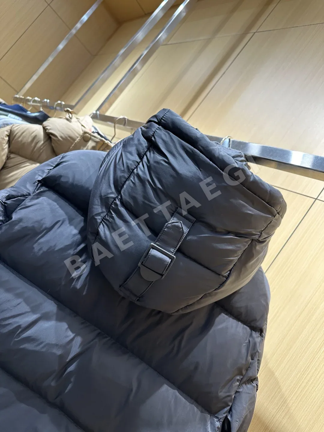 버버리 다운 패딩 점퍼 남성용 상세 이미지 20