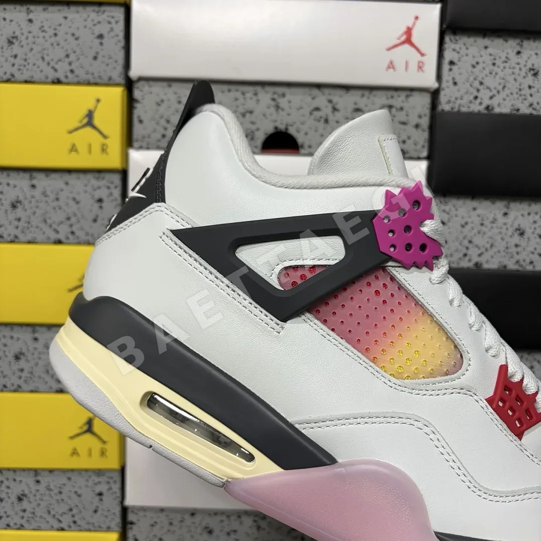 나이키 [GX] 조던 4 레트로 JA1135-100 201771 Nike Jordan 4 Retro Comic 상세 이미지 3