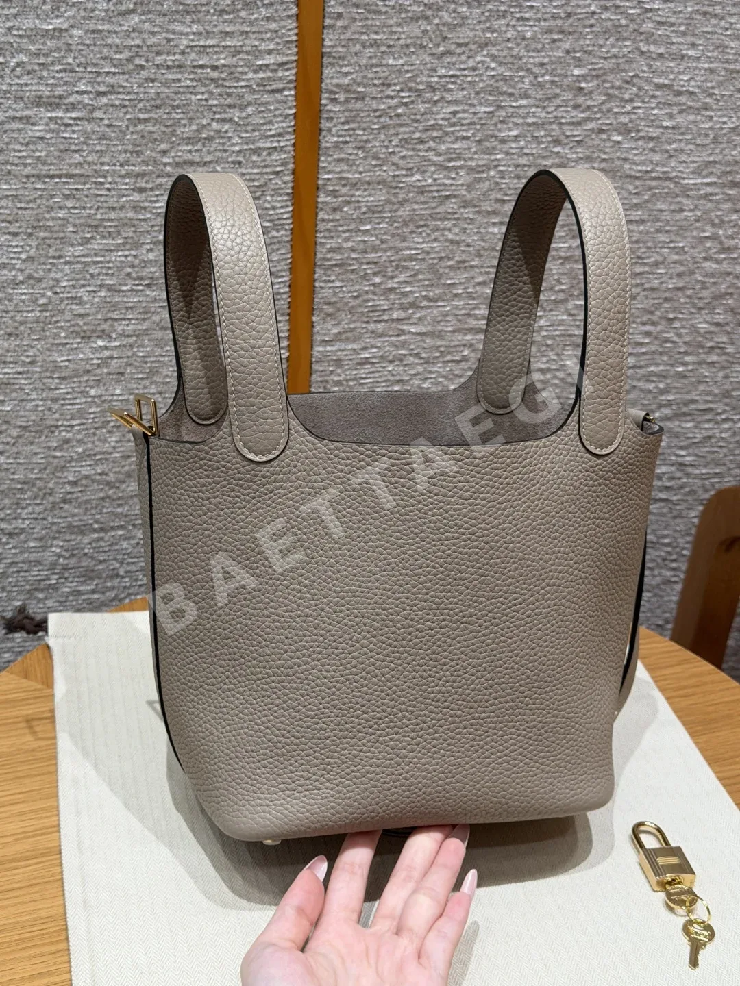 에르메스 피코탄 락 18 가방 상세 이미지 4