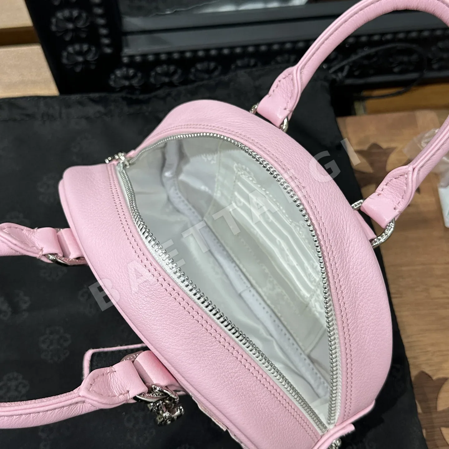 크롬하츠 핑크 소가죽 볼링 백 가방 상세 이미지 9
