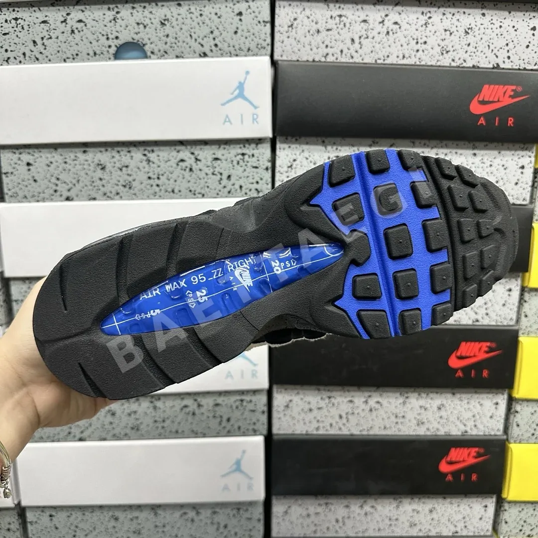 나이키 [KZ2.0] 에어 맥스 95 IO0284-010 201810 Nike Air Max 95 Big Bubble City Pack 상세 이미지 9