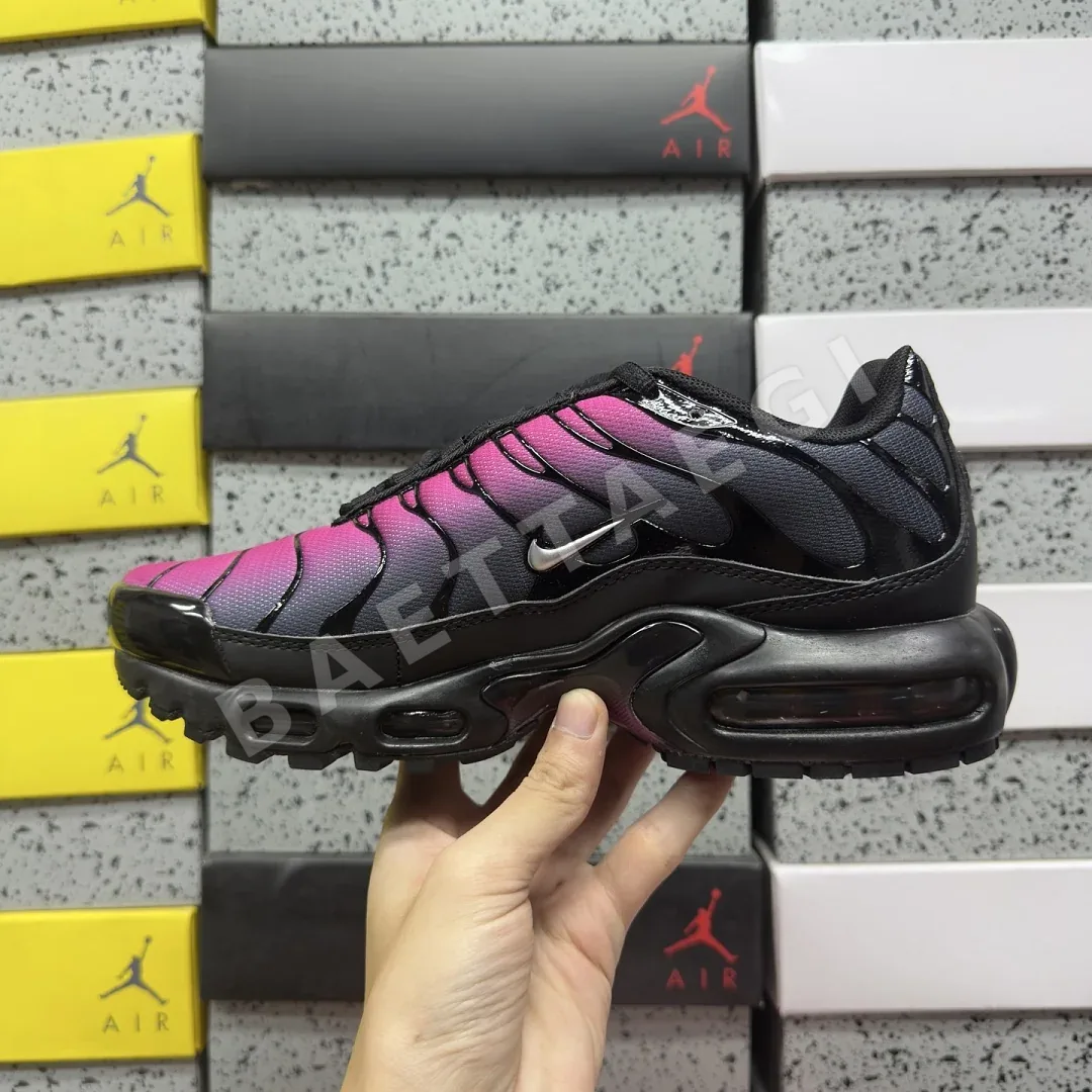 나이키 [BD] 에어 맥스 플러스 FJ5981-010 201915 Nike Air Max Plus Black Pink 상세 이미지 8