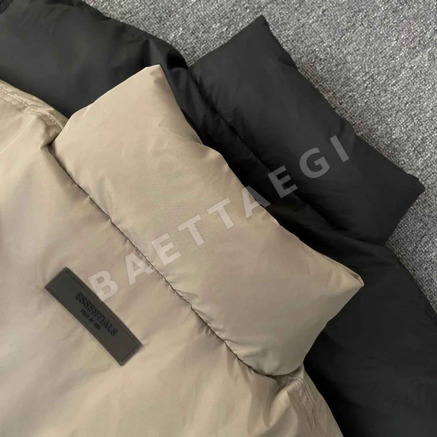피어오브갓 ESS 하프 지퍼 다운 자켓 상세 이미지 4