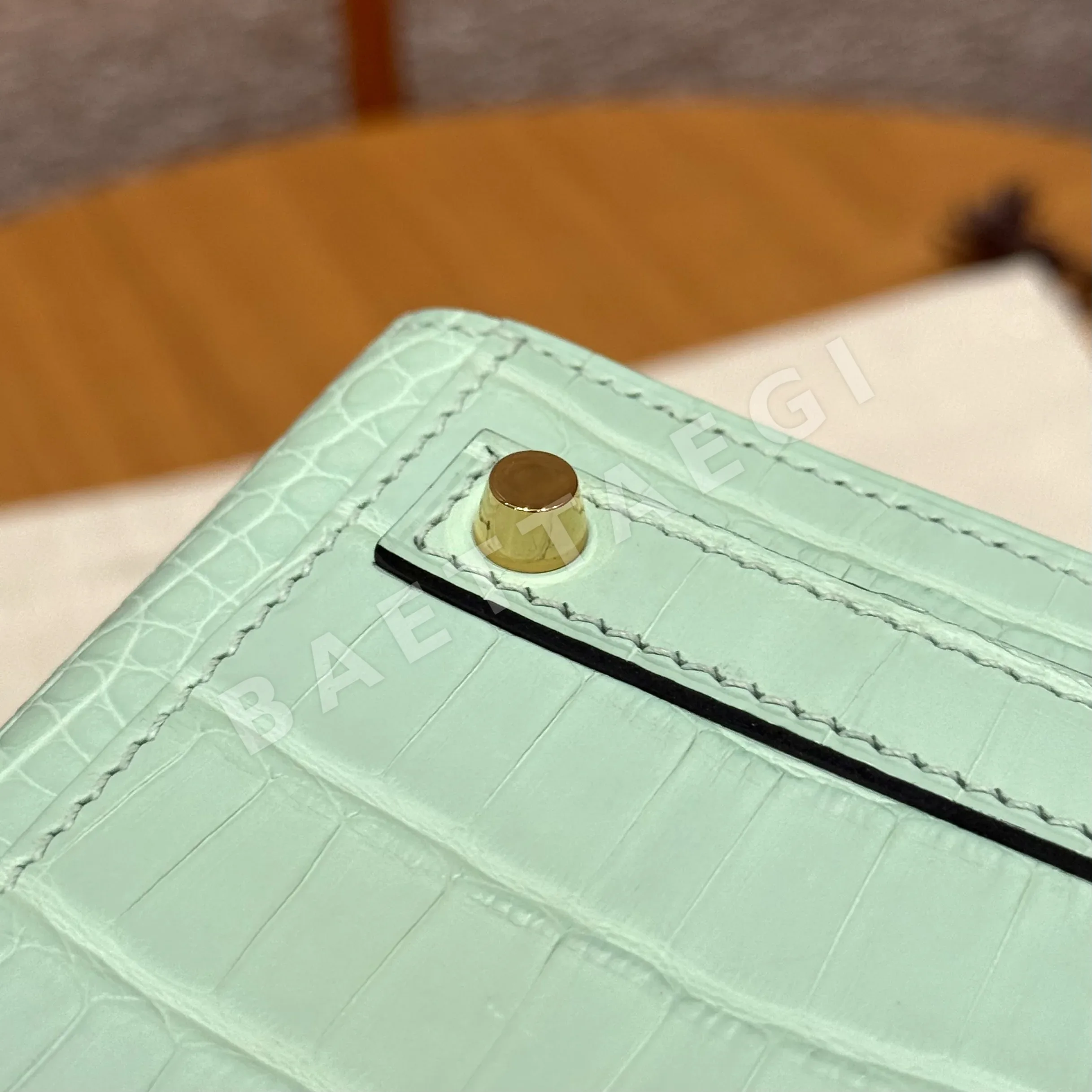 에르메스 버킨 20 매트 악어가죽 가방 상세 이미지 18