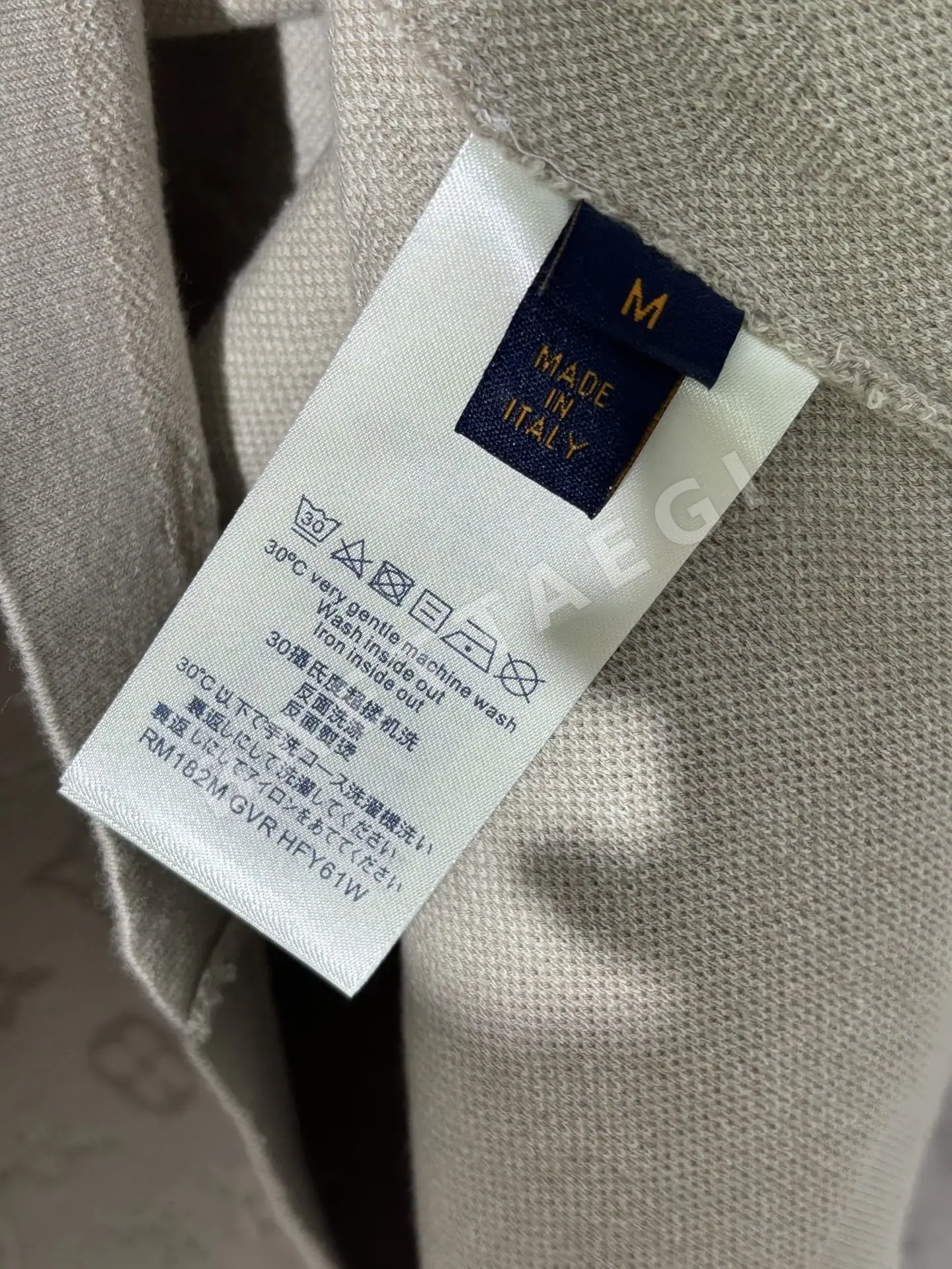 루이비통 모노그램 프린트 라운드넥 반팔 티셔츠 남녀공용 상세 이미지 9