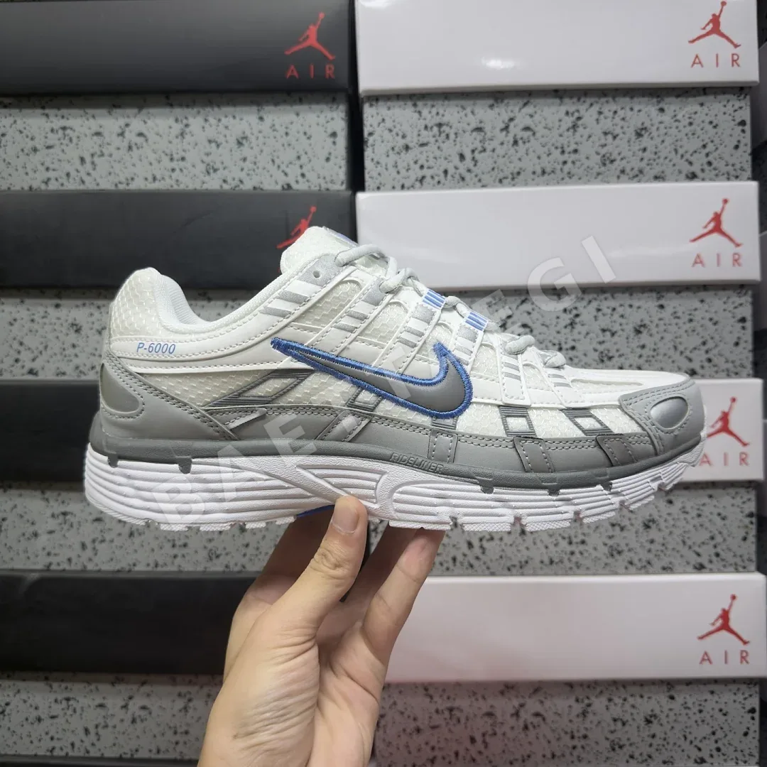 나이키 [PE] P 6000 IR1477-121 201787 Nike P-6000 White Metallic Silver Blue 상세 이미지 9