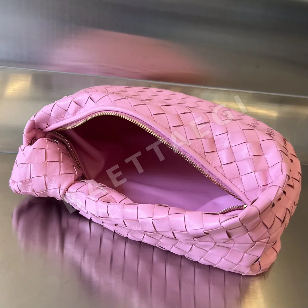 보테가베네타 조디 미디엄 램스킨 가방 상세 이미지 5