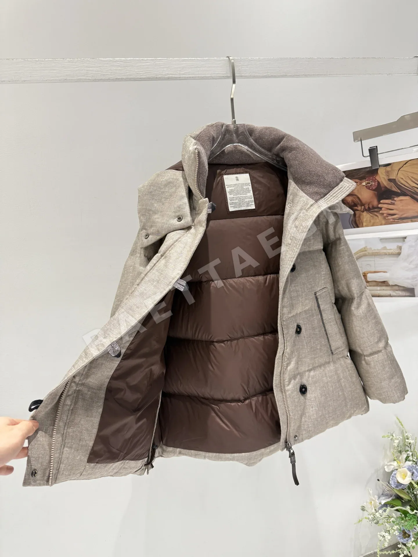 브루넬로쿠치넬리 오트쿠튀르 공방(Métiers d'Art) 컬렉션 패딩 상세 이미지 5
