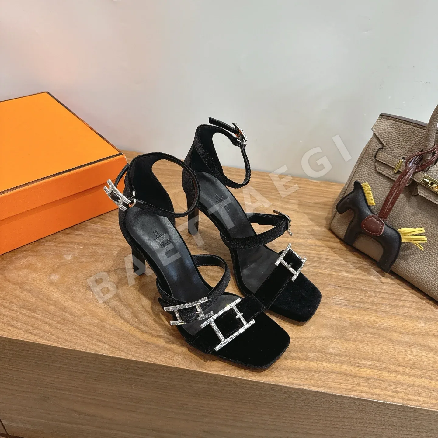 에르메스 리브 90 샌들(Hermès Liv 90 Sandal) 상세 이미지 4