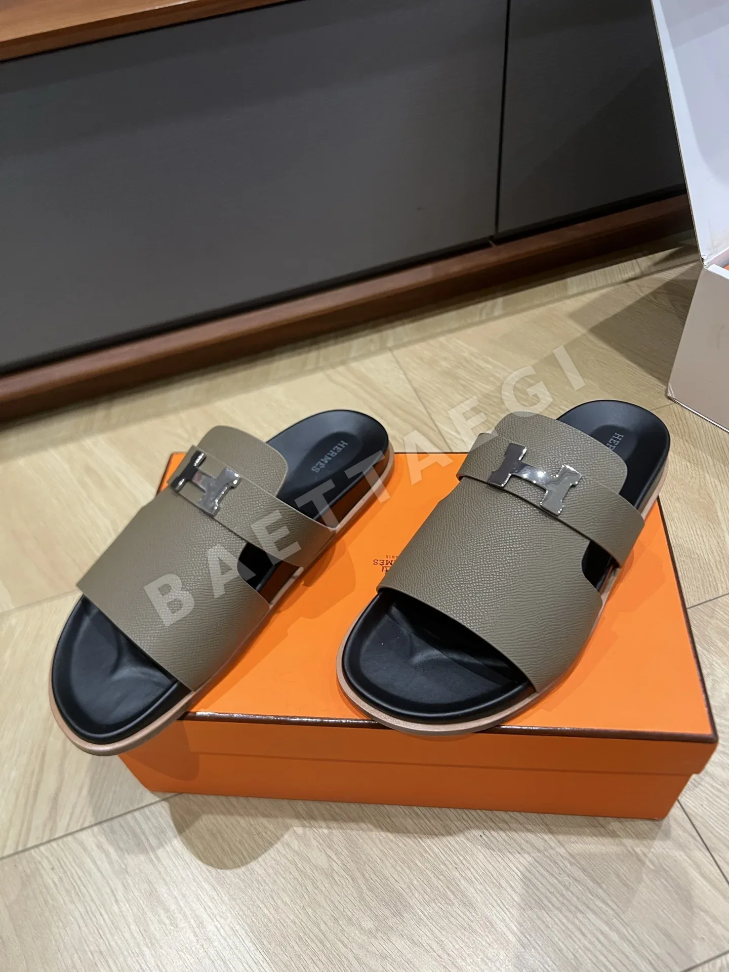 에르메스 조레스 샌들(Hermes Jaures Sandal) 상세 이미지 4