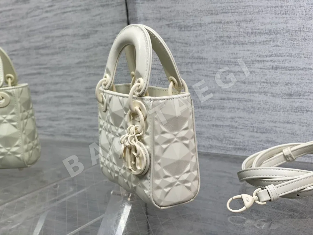 디올 레이디 마이크로미니 가방 상세 이미지 5