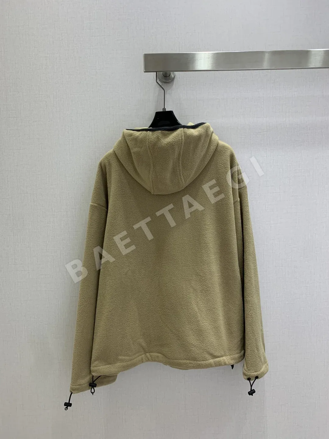 미우미우 카멜 플리스 후드 자켓 상세 이미지 8