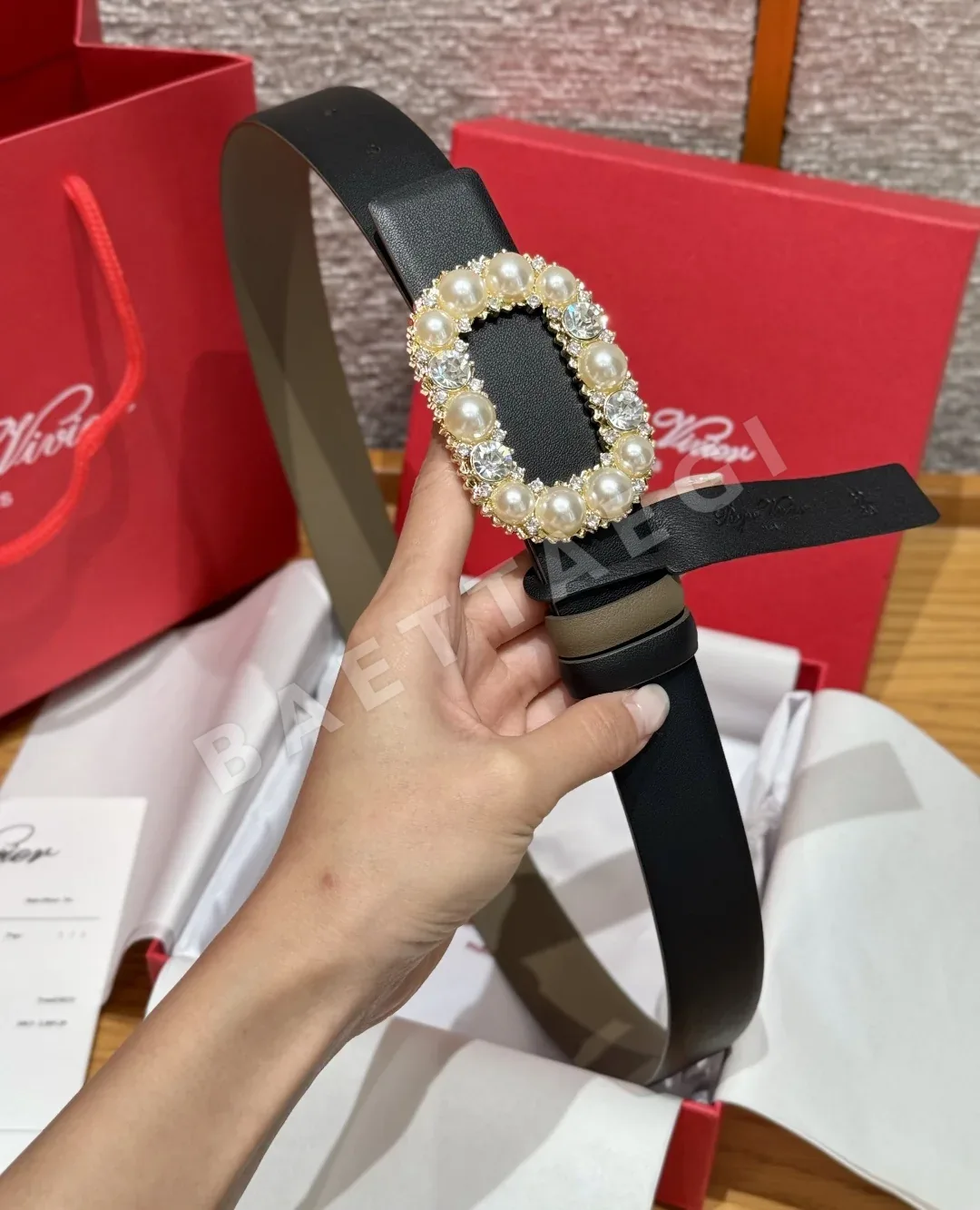 로저비비에 양면 소가죽 벨트 상세 이미지 3