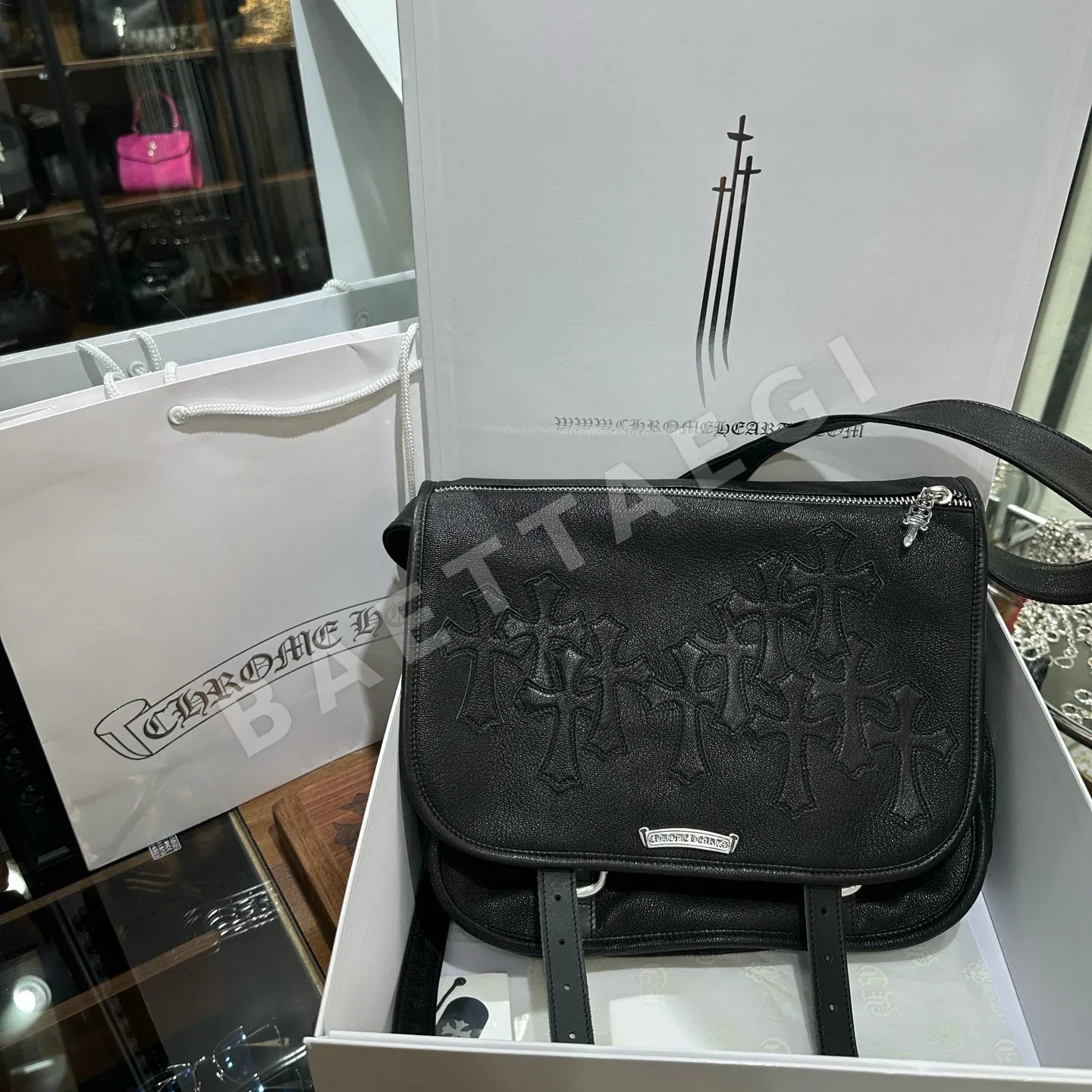 크롬하츠 스털링 실버 메신저 가방 205334