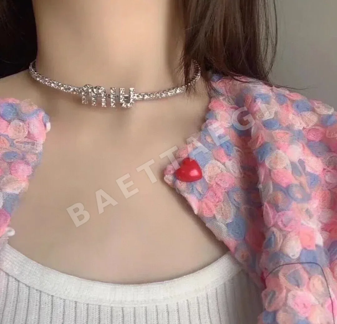 미우미우 다이아몬드 장식 초커 목걸이 상세 이미지 8