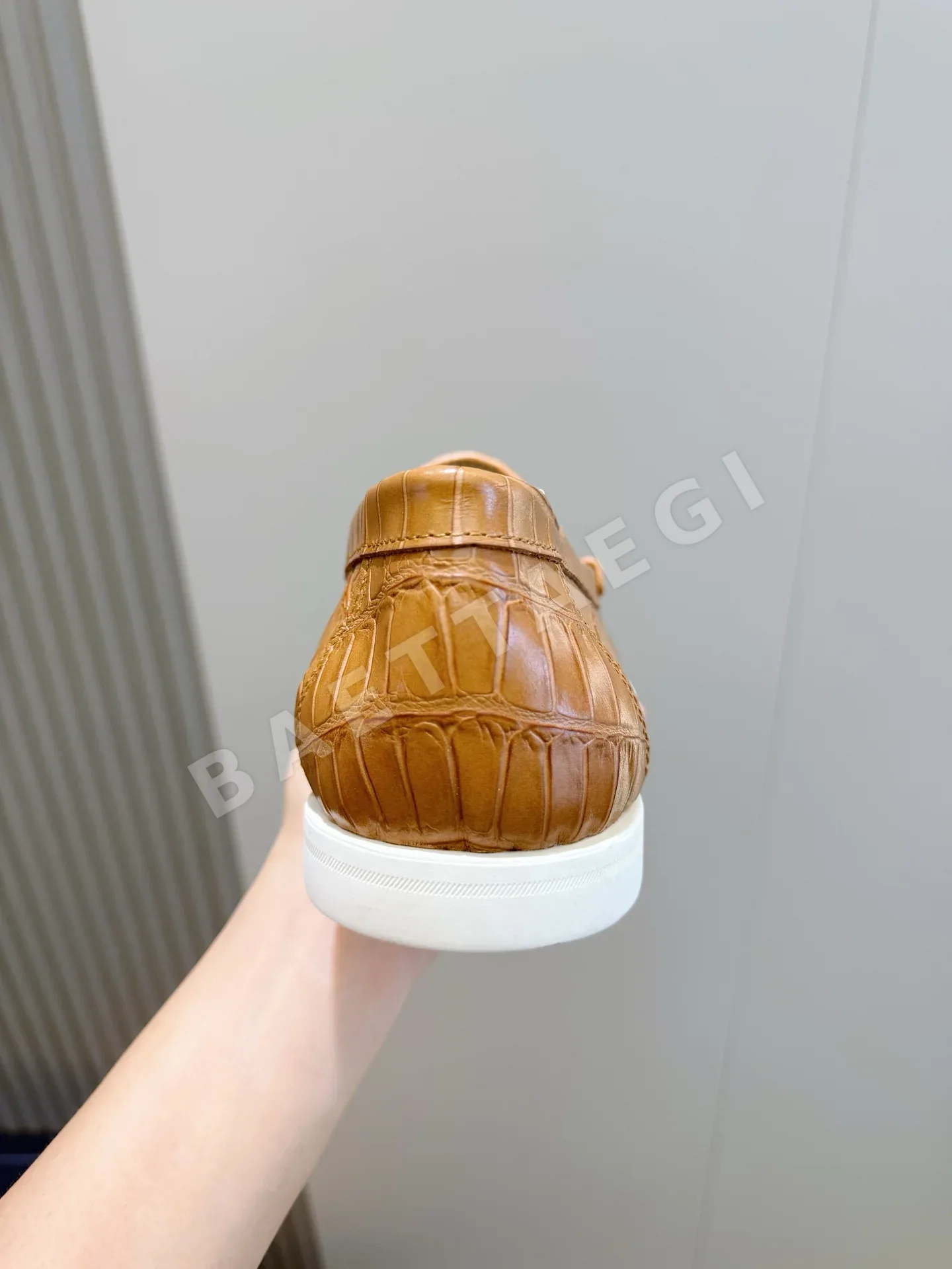루이비통 로퍼 스웨이드 소가죽 상세 이미지 6