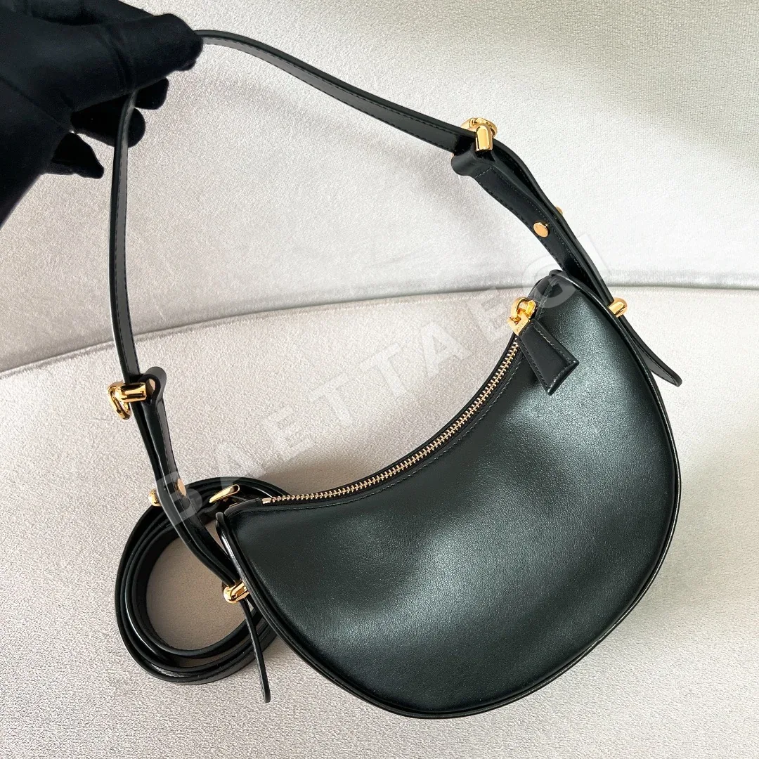 프라다 소가죽 호보 숄더백 1BC199 상세 이미지 3