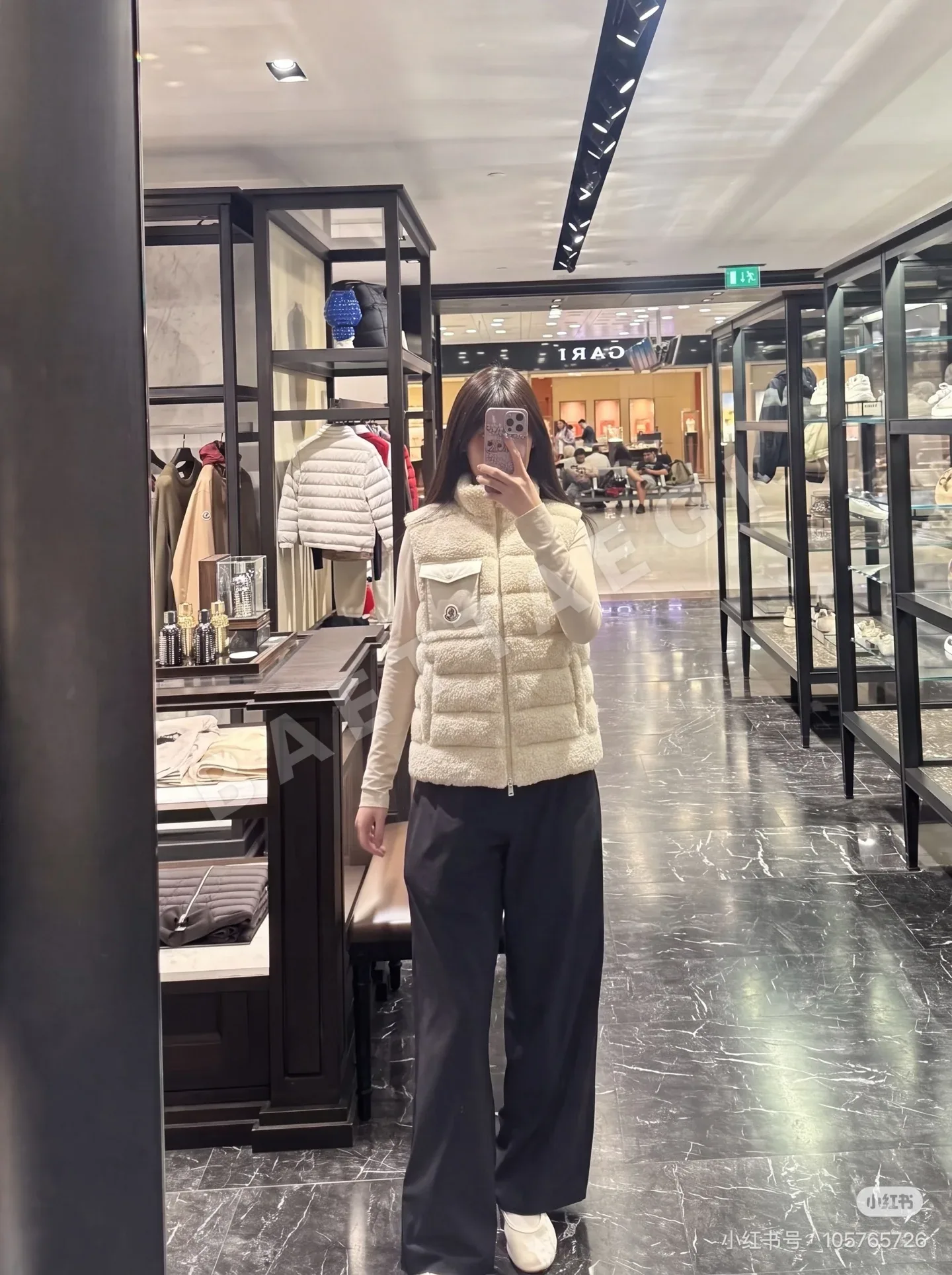 몽클레르 테디 베어 플리스 여성 다운 조끼 상세 이미지 8