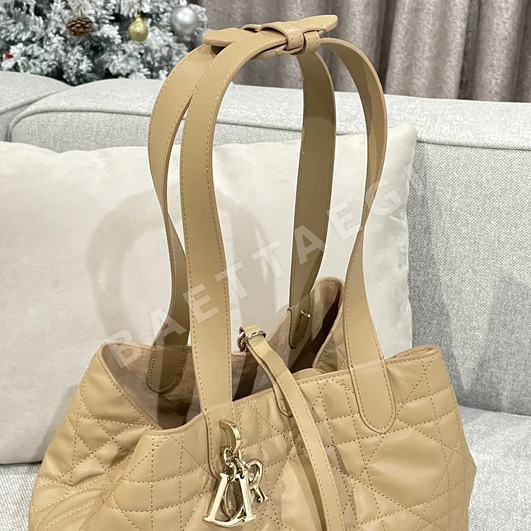 디올 뚜주흐 카라멜 송아지가죽 핸드백 상세 이미지 8