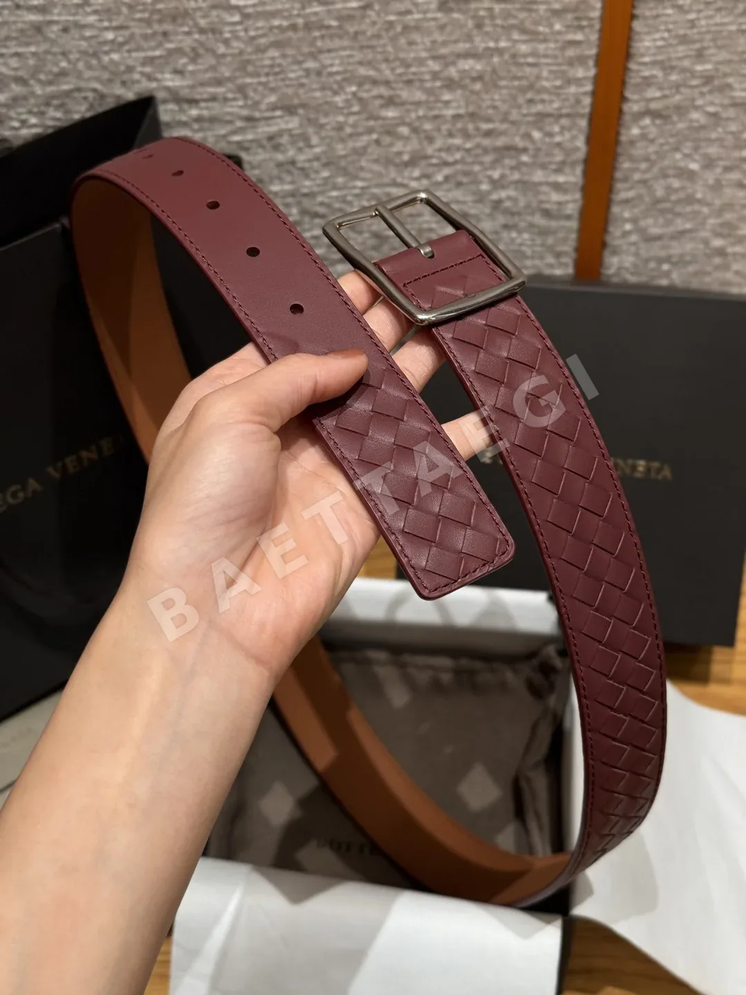 보테가베네타 송아지가죽 남성용 벨트 상세 이미지 6