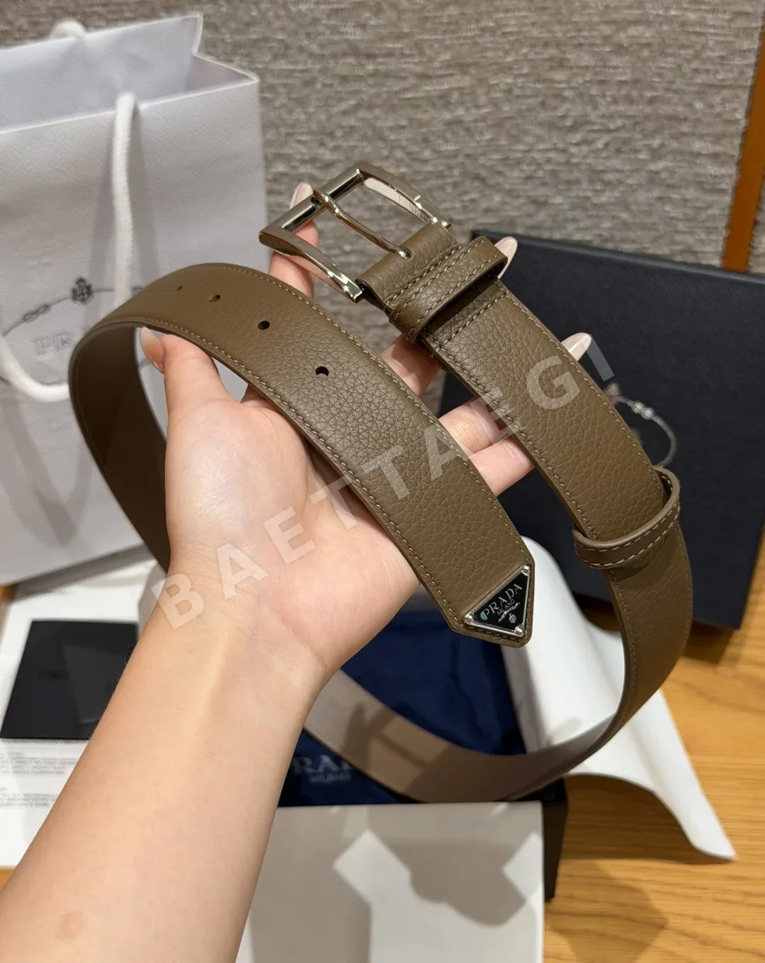 프라다 가죽 벨트 33mm 상세 이미지 4