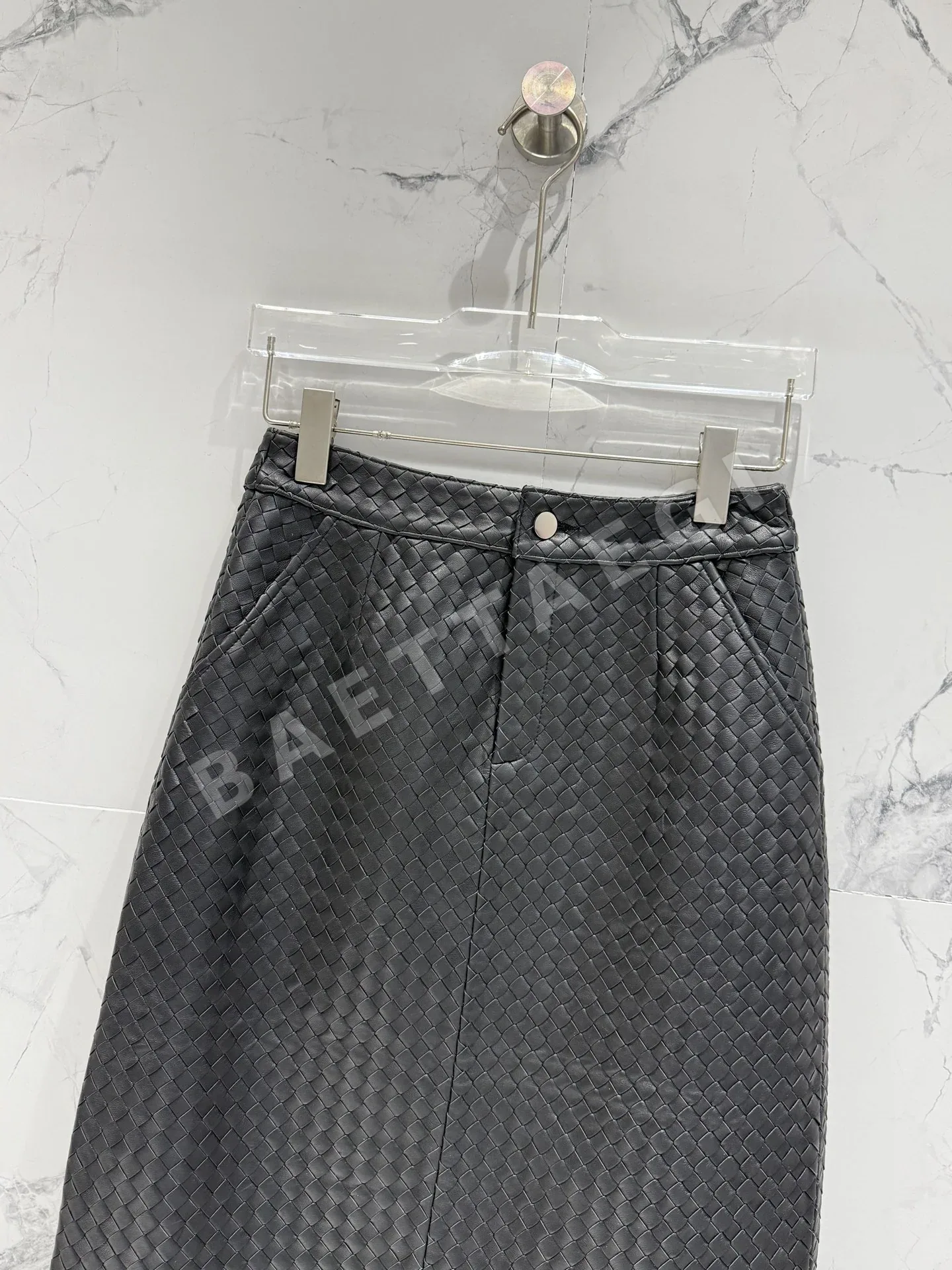 보테가베네타 가죽 스커트 상세 이미지 3