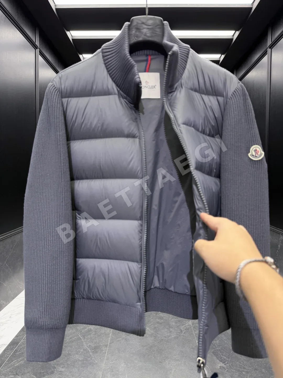 몽클레르(Moncler)의 트리콧 패딩 집업 가디건 상세 이미지 8