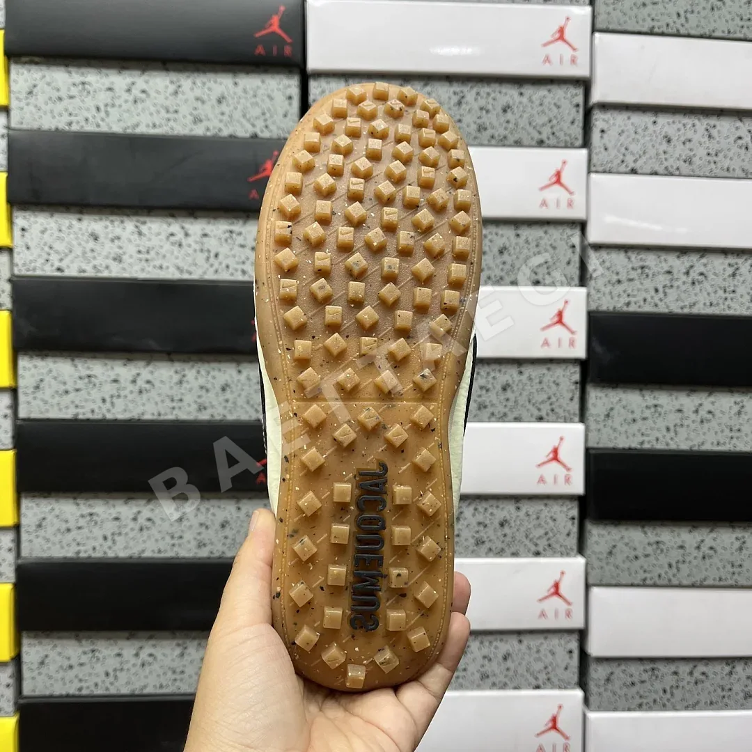 나이키 [YJ] HV8547-700 201604 Nike Moon Shoe SP Jacquemus Alabaster 상세 이미지 4