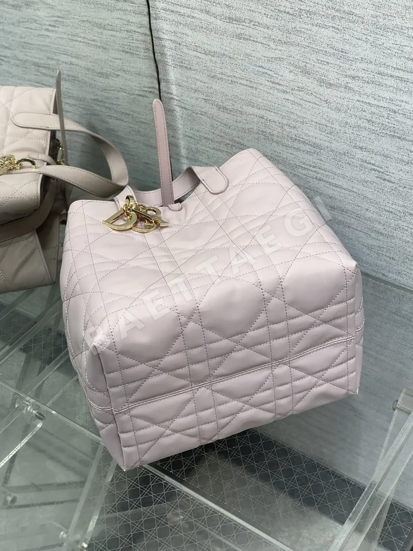 디올 뚜주흐 블랙 카프 스킨 토트백 상세 이미지 7
