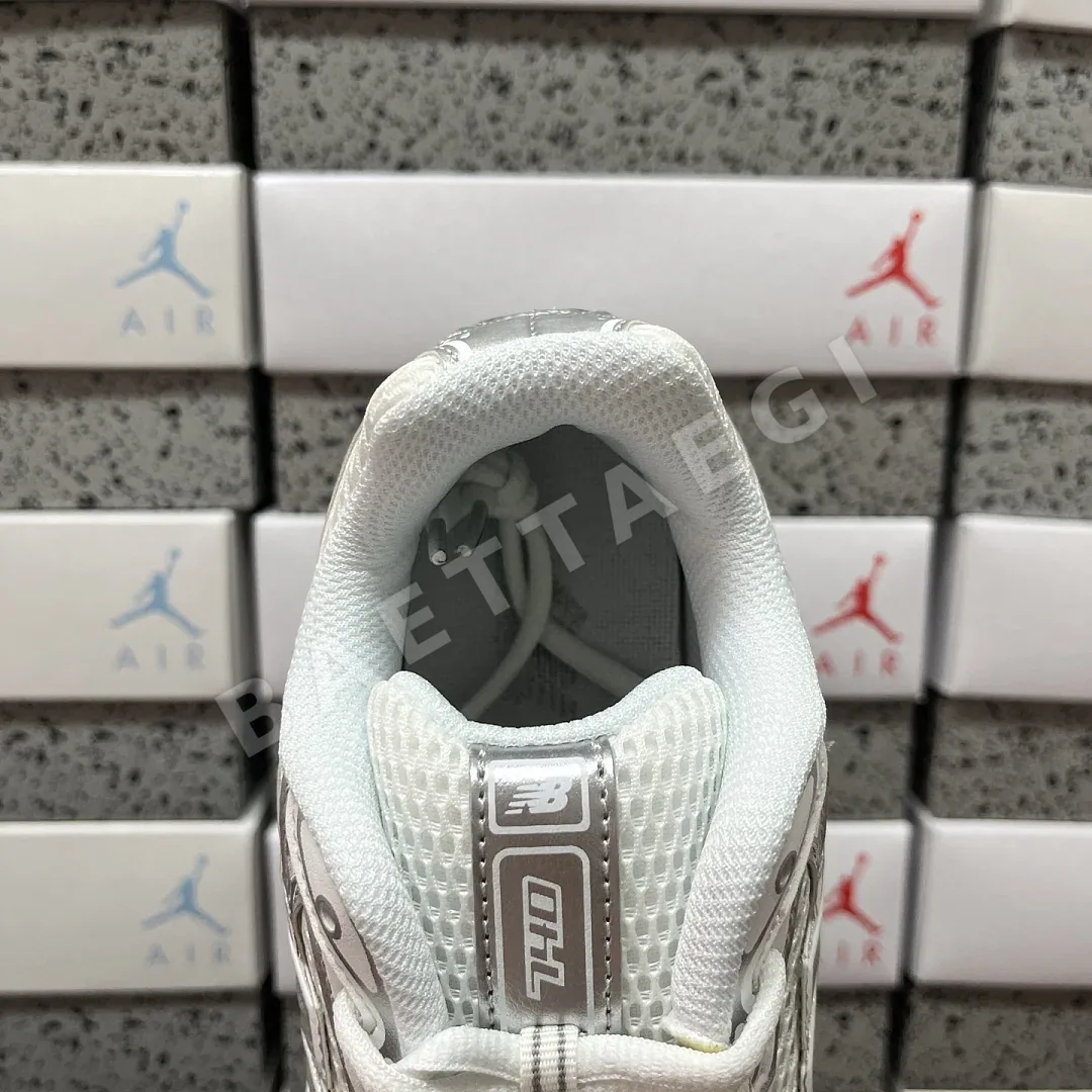 뉴발란스 [XY] 740v2 U740WM2 202064 New Balance 740v2 White Silver Reflection 상세 이미지 5