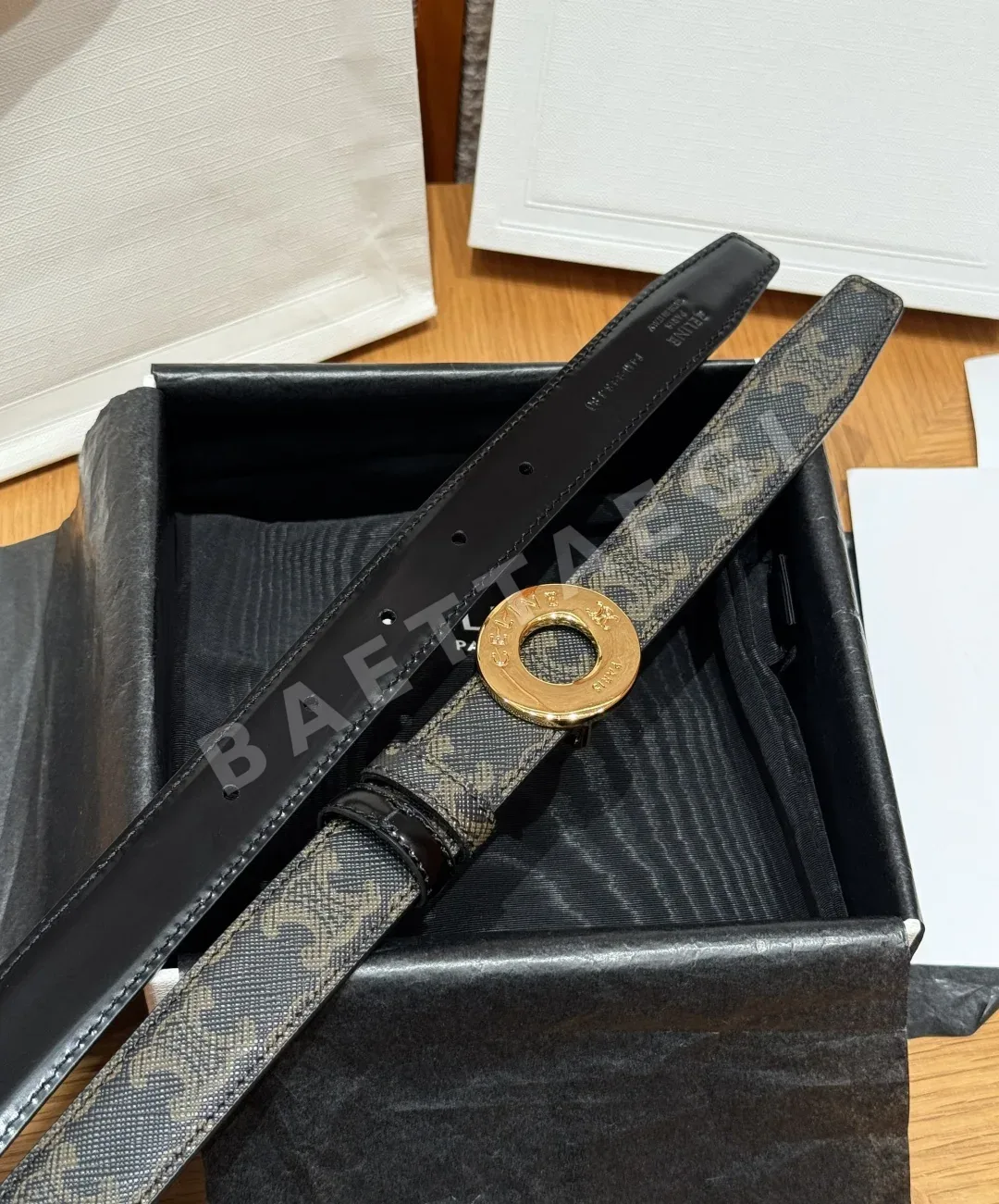 셀린느 골드 버클 리버시블 가죽 벨트 상세 이미지 6