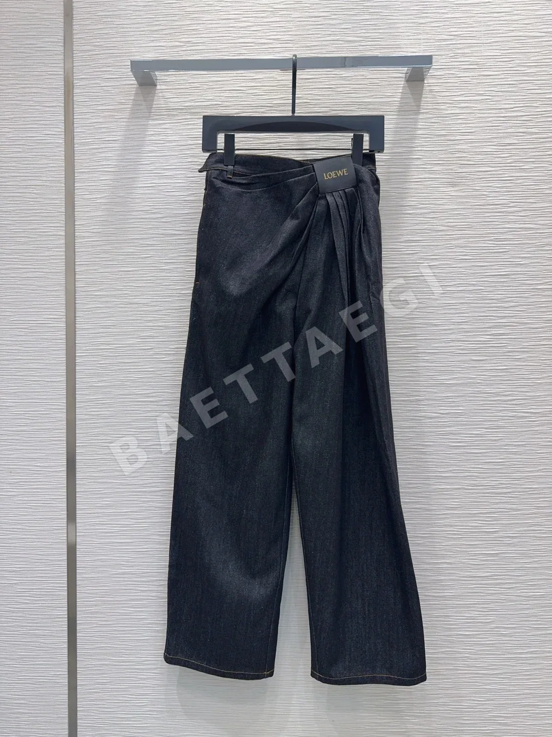 로에베 여성 데님 바지 상세 이미지 3