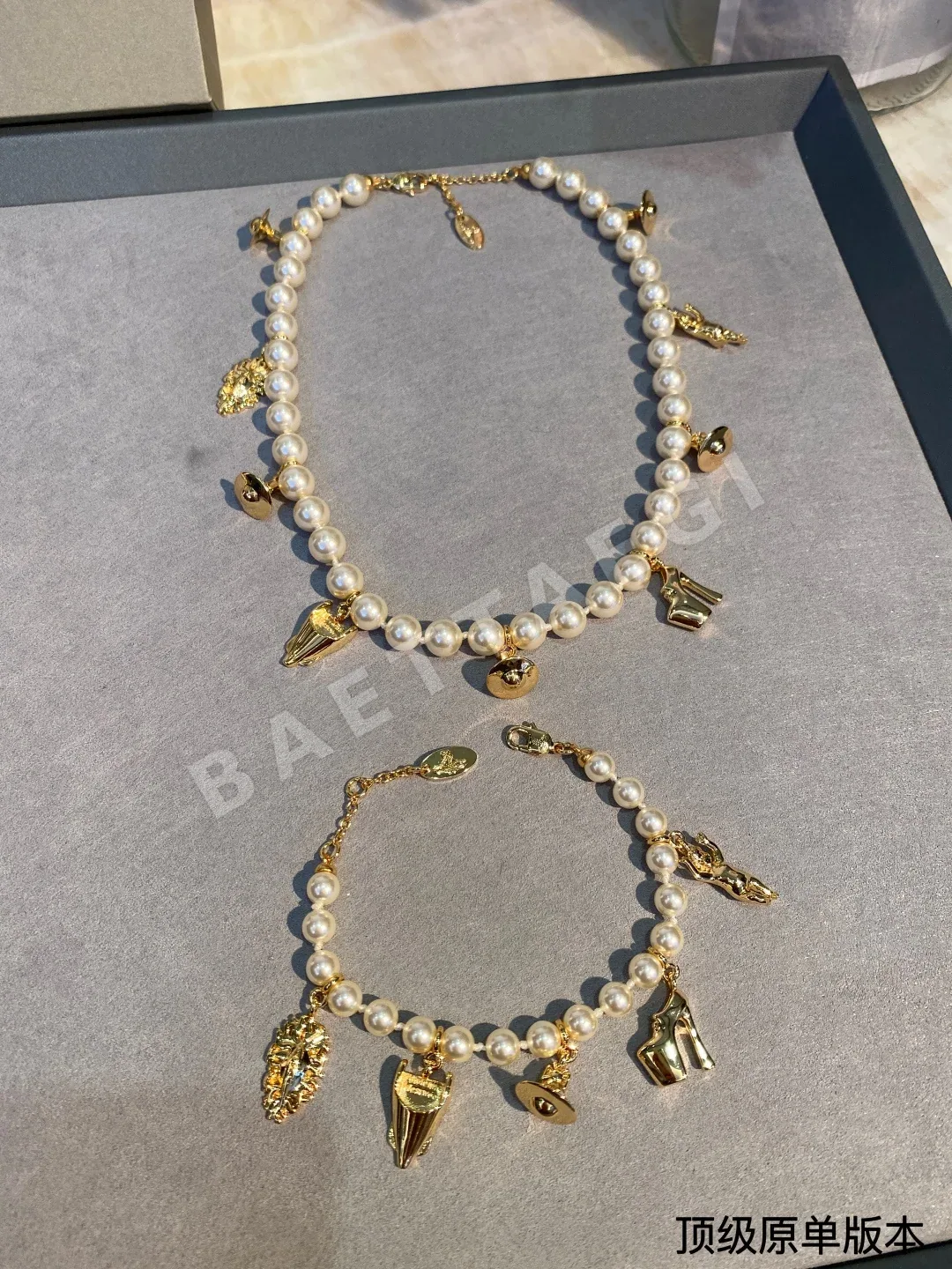 비비안웨스트우드 팔찌 65129 Vivienne Westwood Bracelet 상세 이미지 4