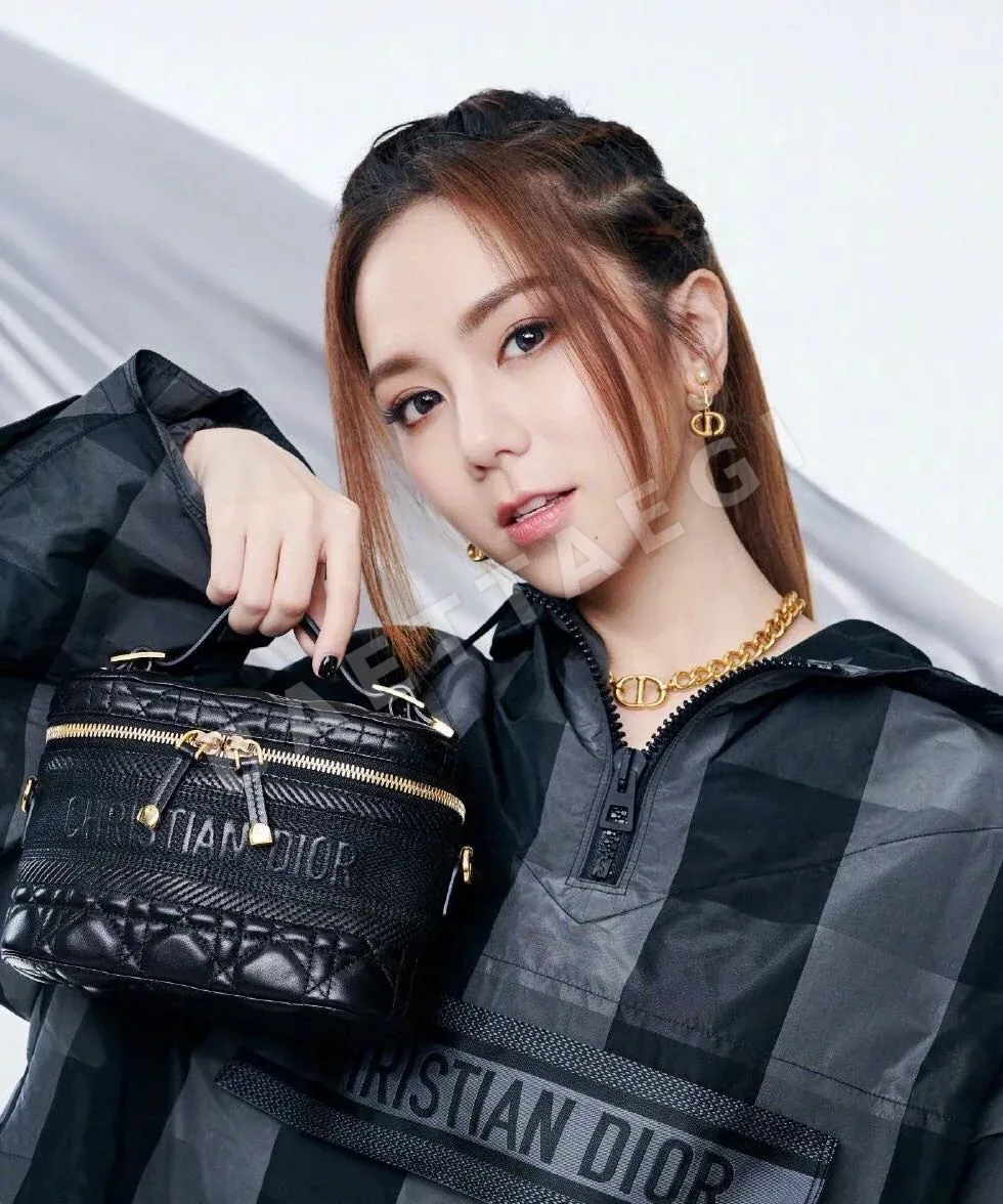 디올 CD 체인 목걸이 상세 이미지 2