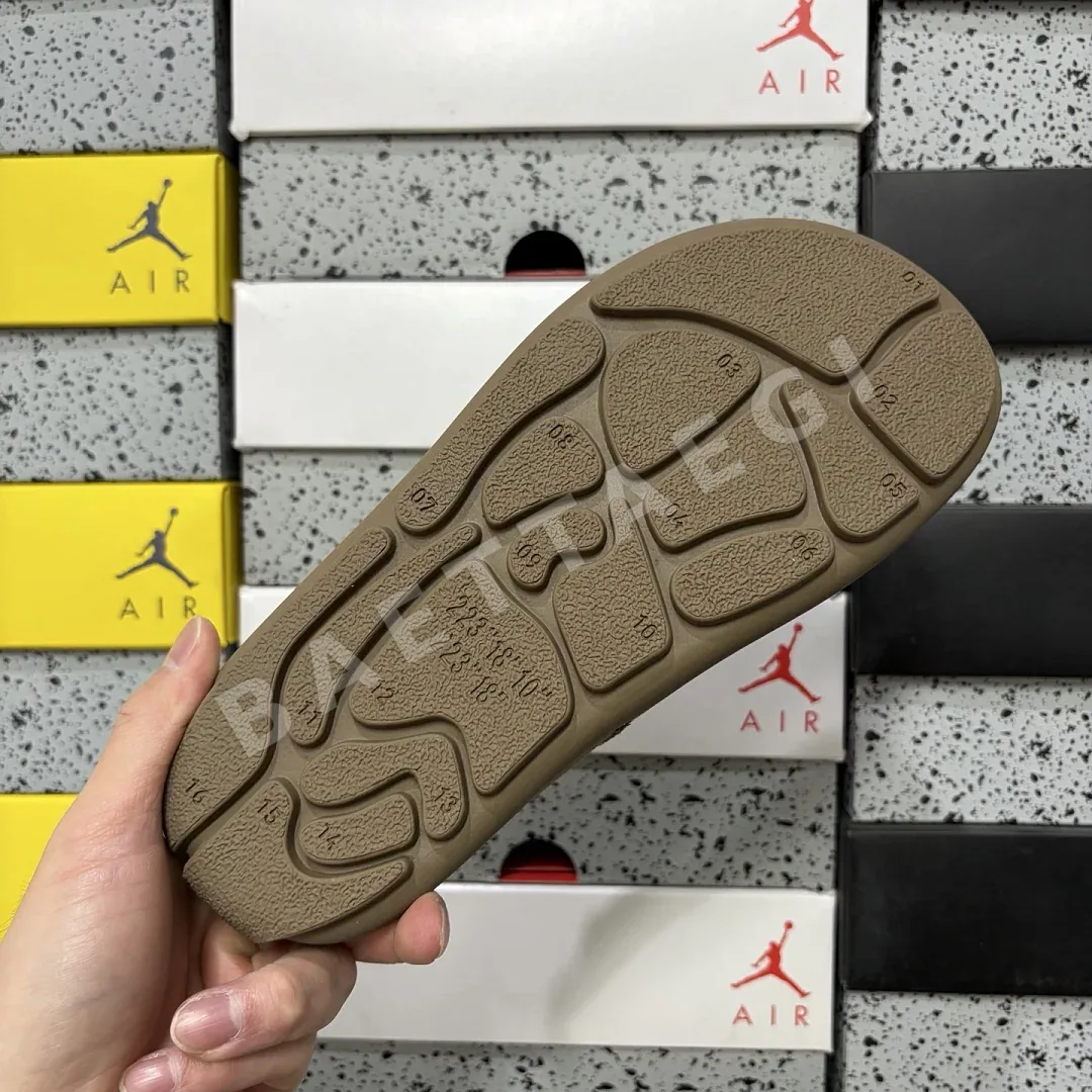 어그 [TOP] 브라운 208927 UGG Classic -7780-1 상세 이미지 2