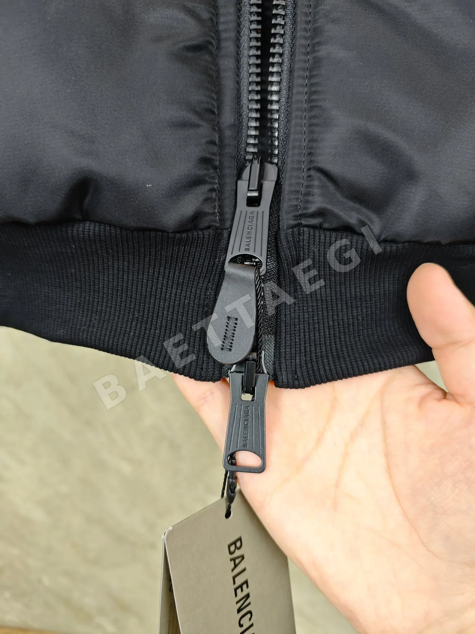 발렌시아가 더블 링 자수 후드 코튼 자켓 상세 이미지 7