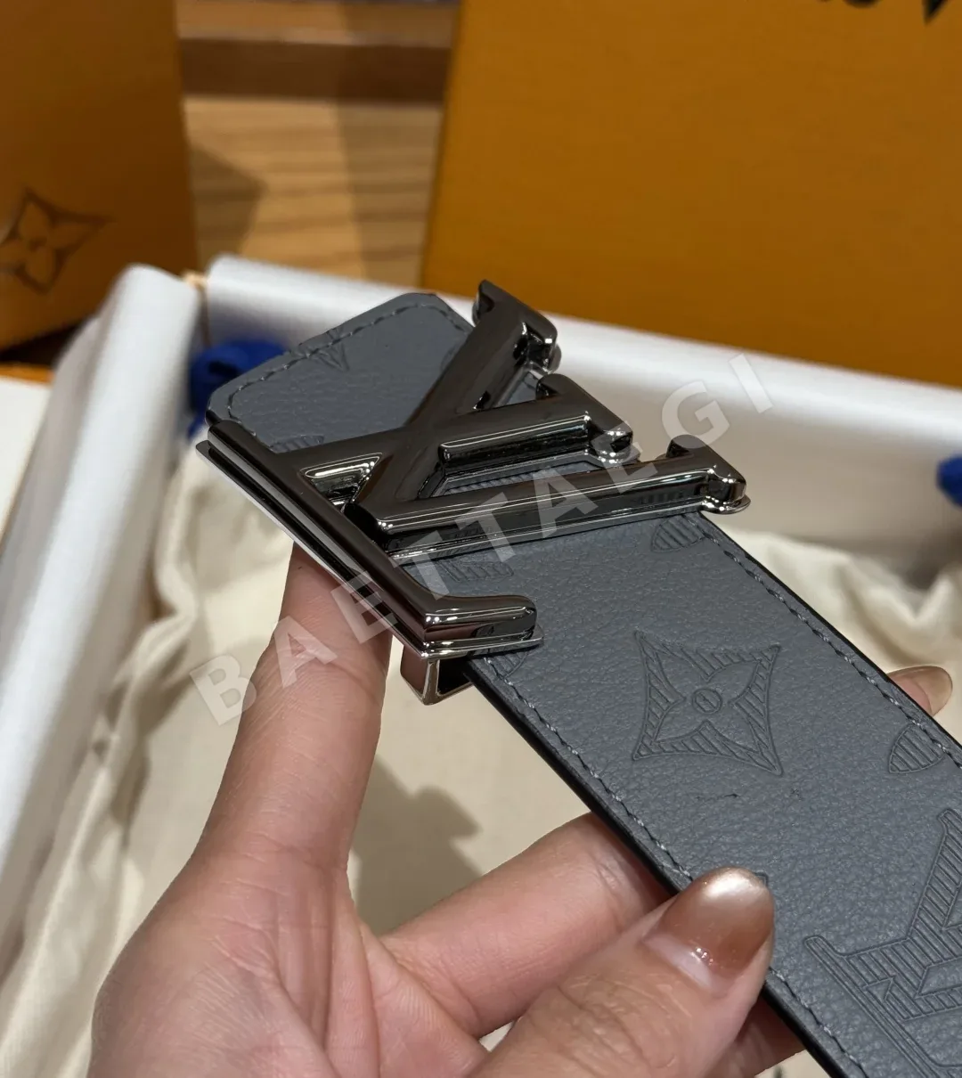 루이비통 피라미드 40mm 리버시블 벨트 상세 이미지 5