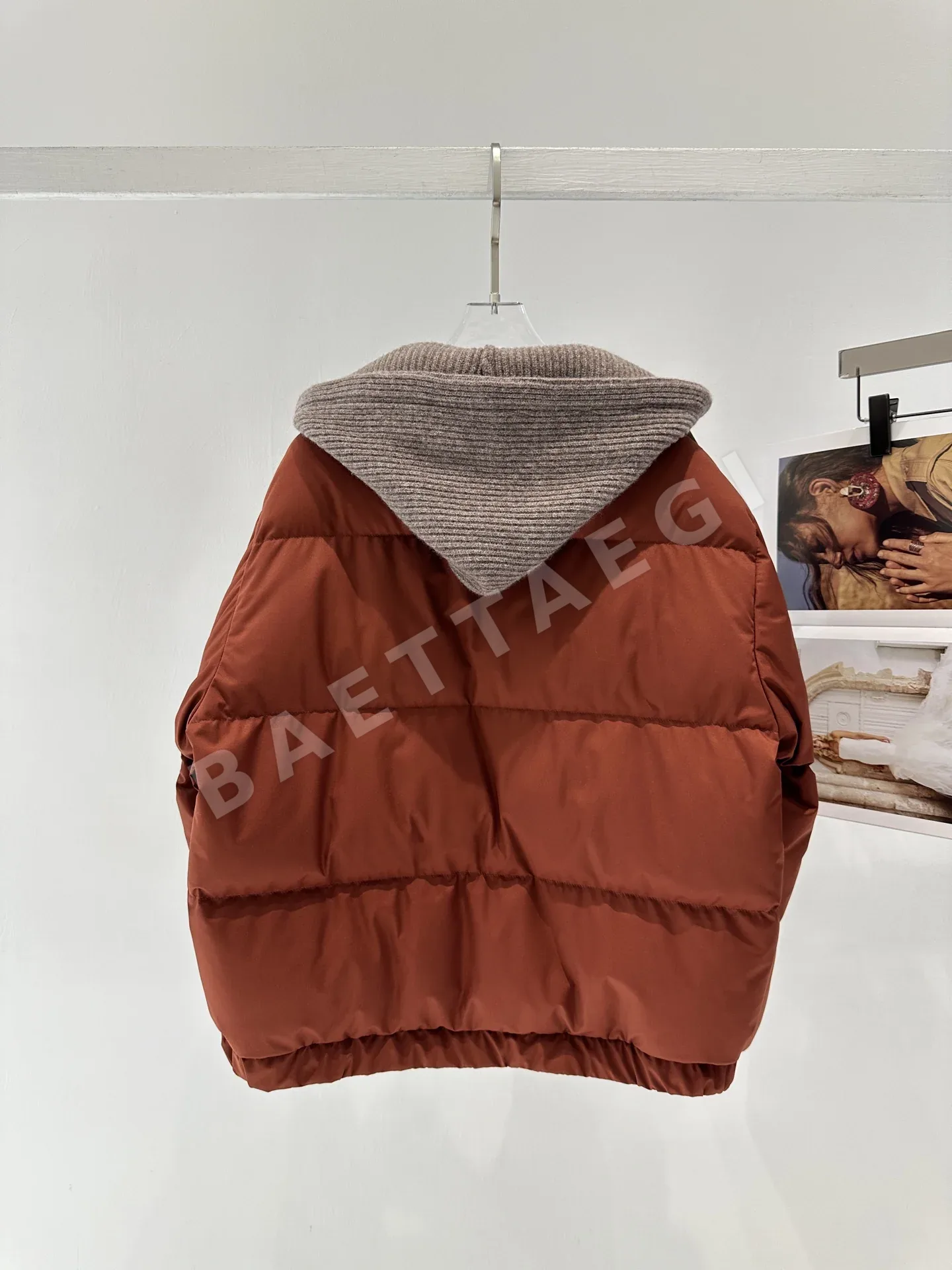브루넬로쿠치넬리 오트쿠튀르 공방(Métiers d'Art) 컬렉션 패딩 상세 이미지 9
