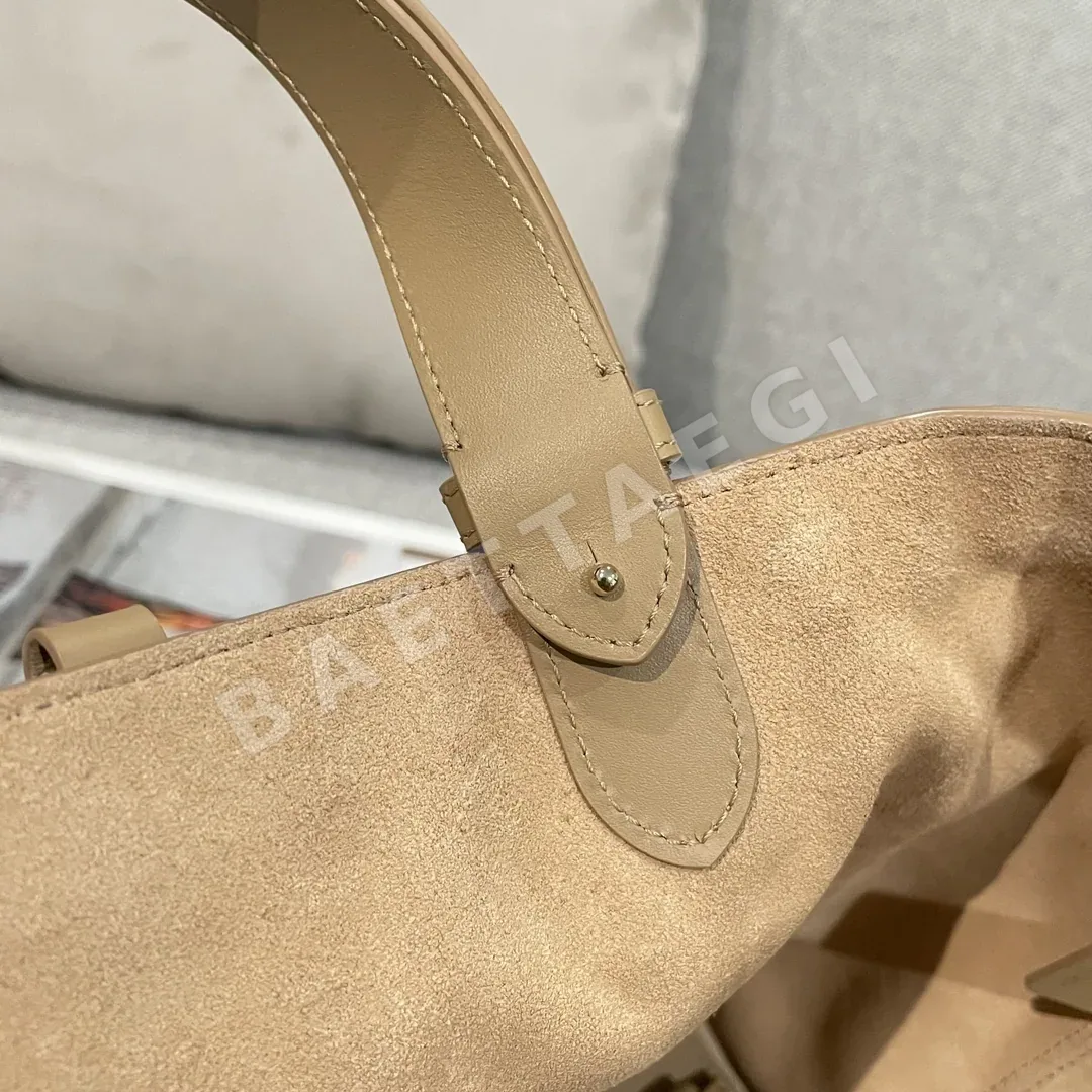 디올 뚜주흐 카라멜 송아지가죽 핸드백 상세 이미지 6