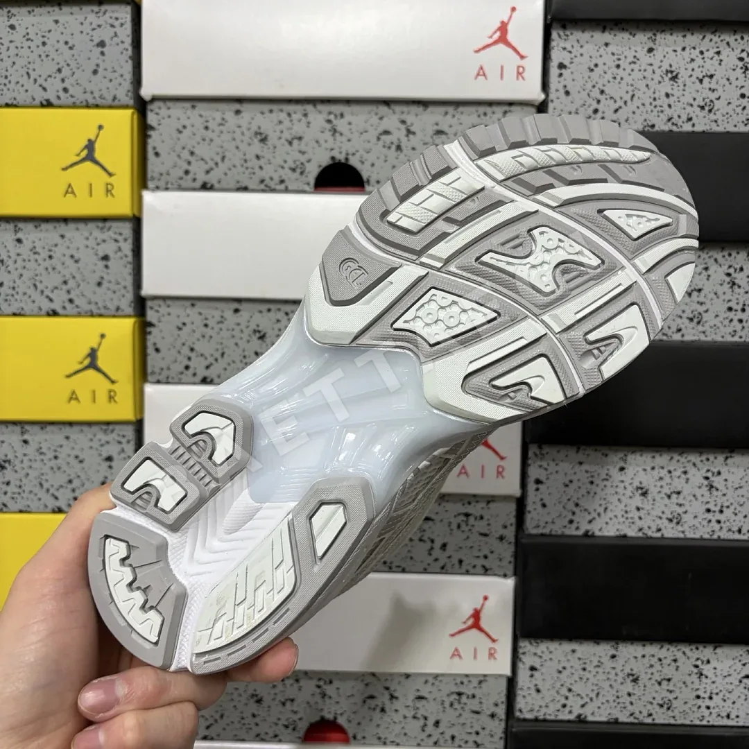 아식스 [ZC] 젤 카야노 14 1203B291-100 200458 Asics Gel-Kayano 14 Thom Browne White 상세 이미지 9