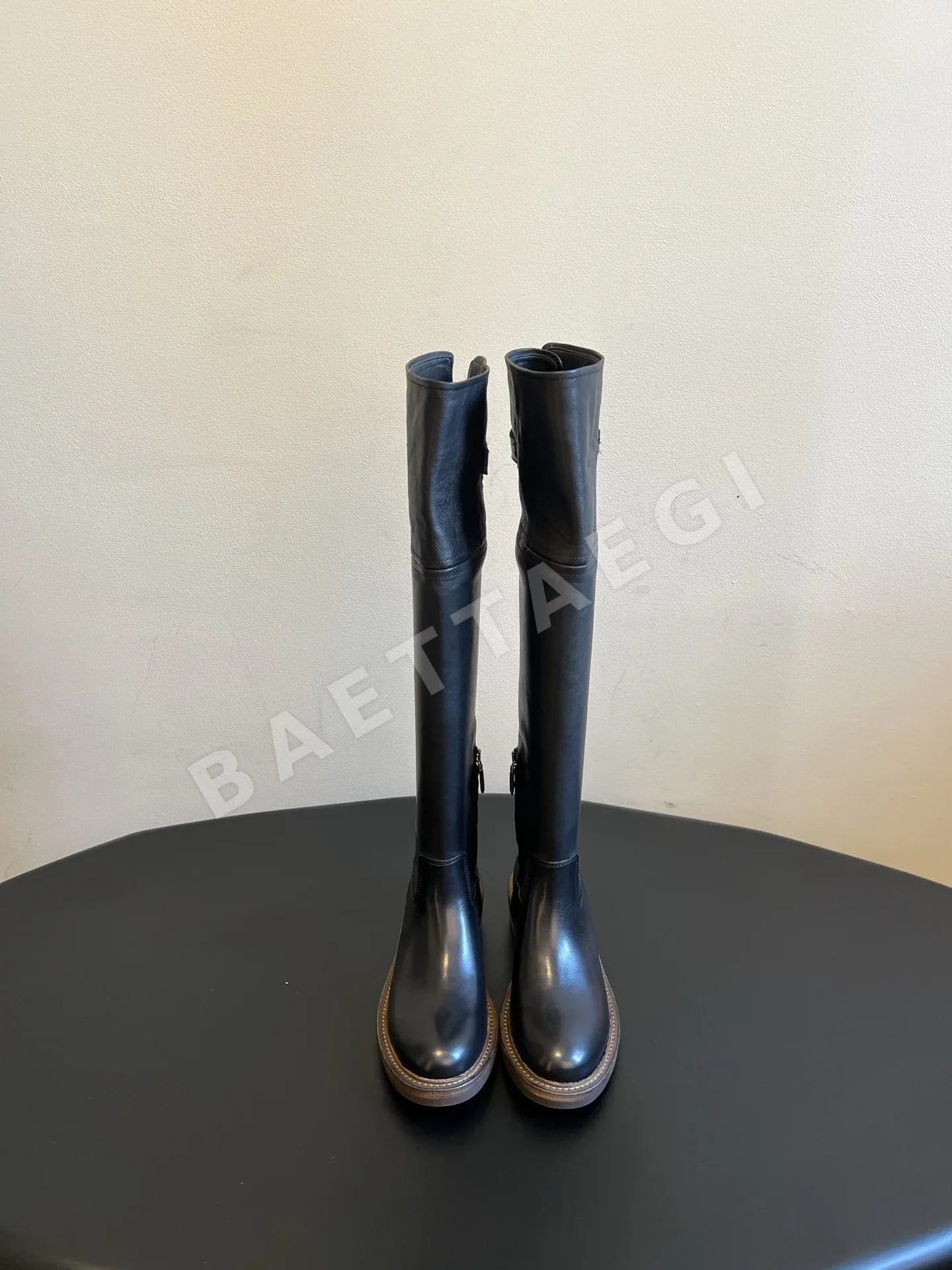 미우미우 부츠 메탈 백클 207445
