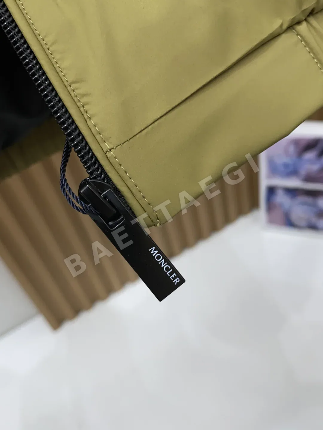 몽클레르 경량 코튼 패딩 자켓 상세 이미지 7