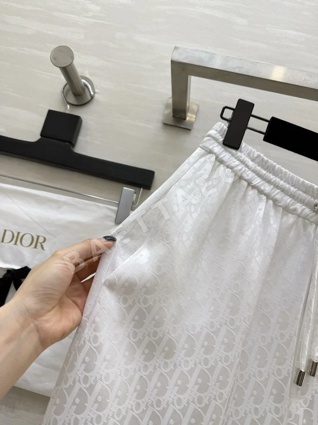 디올 아세테이트 와이드 레그 여성 바지 상세 이미지 2