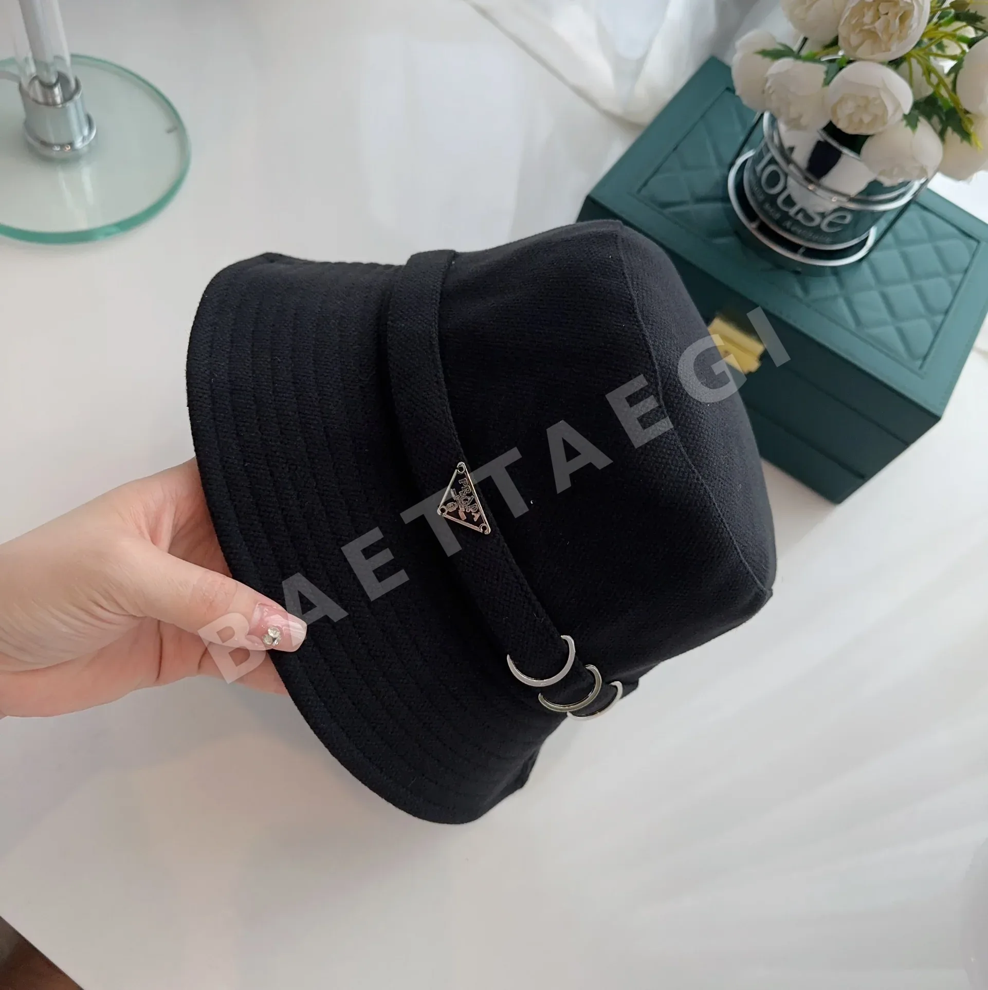 프라다 피셔맨 햇 모자 상세 이미지 4