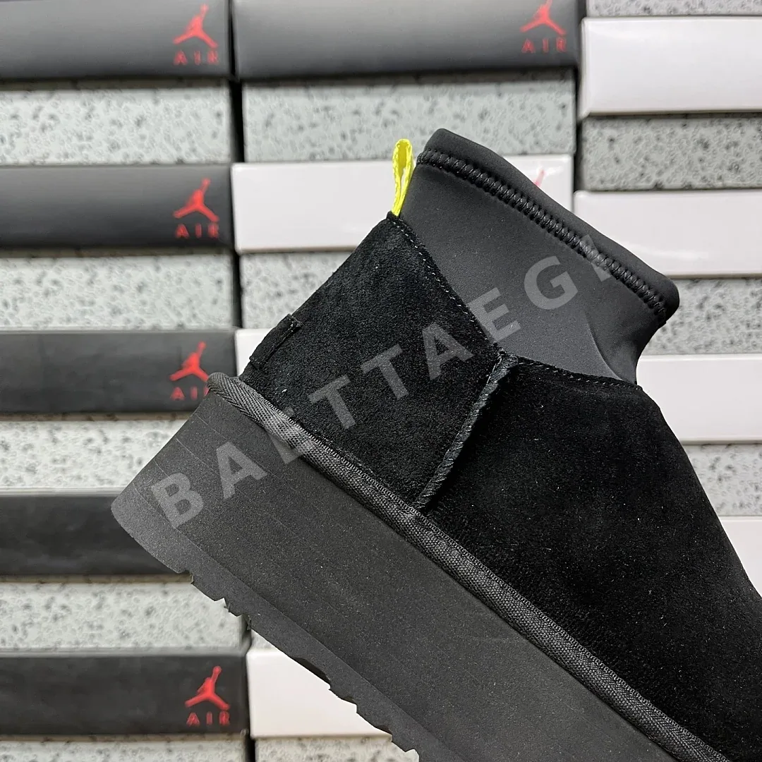 어그 [OT] 블랙 209102 UGG 1158275-BBLC 상세 이미지 2