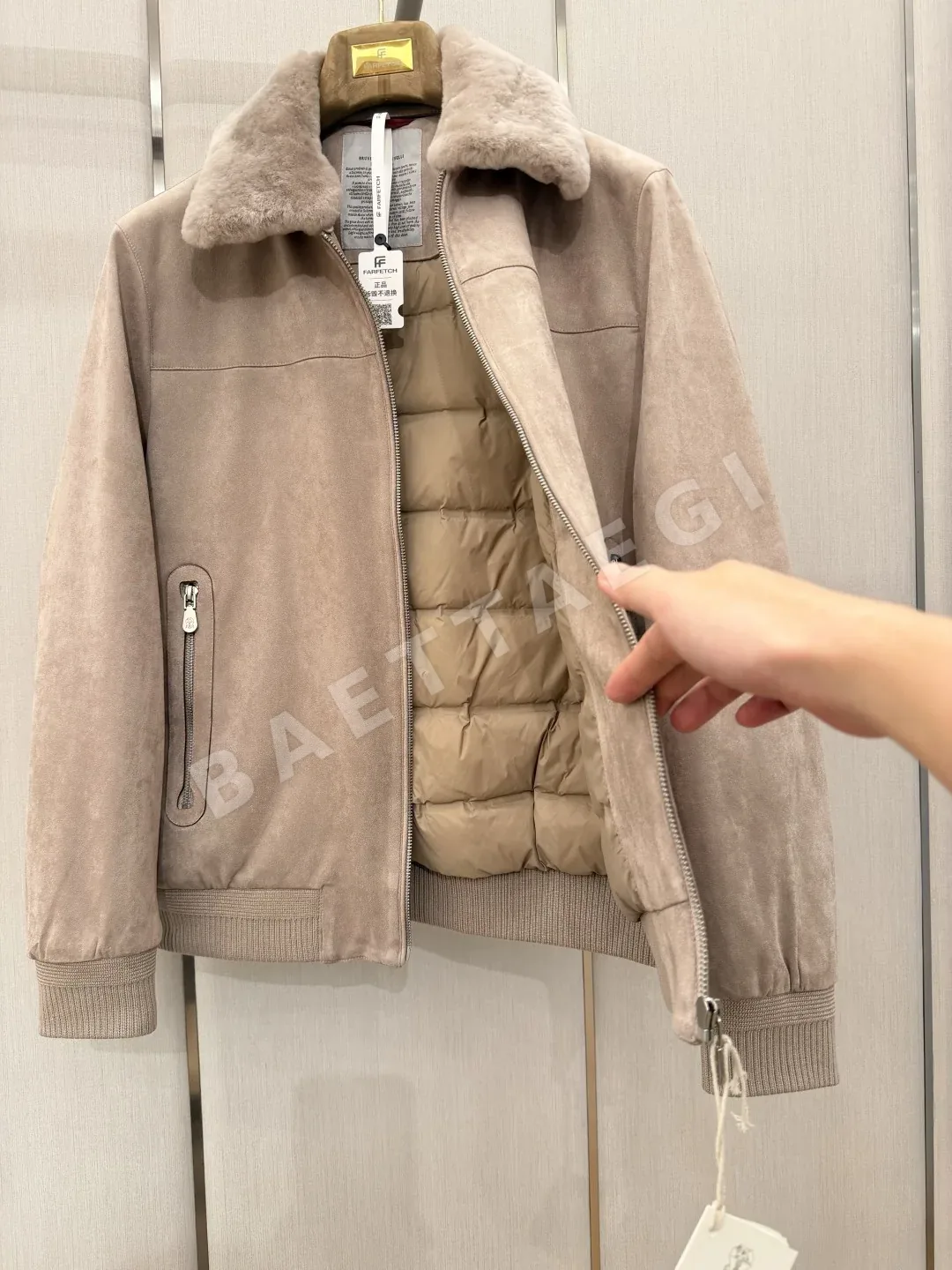 브루넬로쿠치넬리 스웨이드 래빗 퍼 카라 다운 자켓 상세 이미지 8