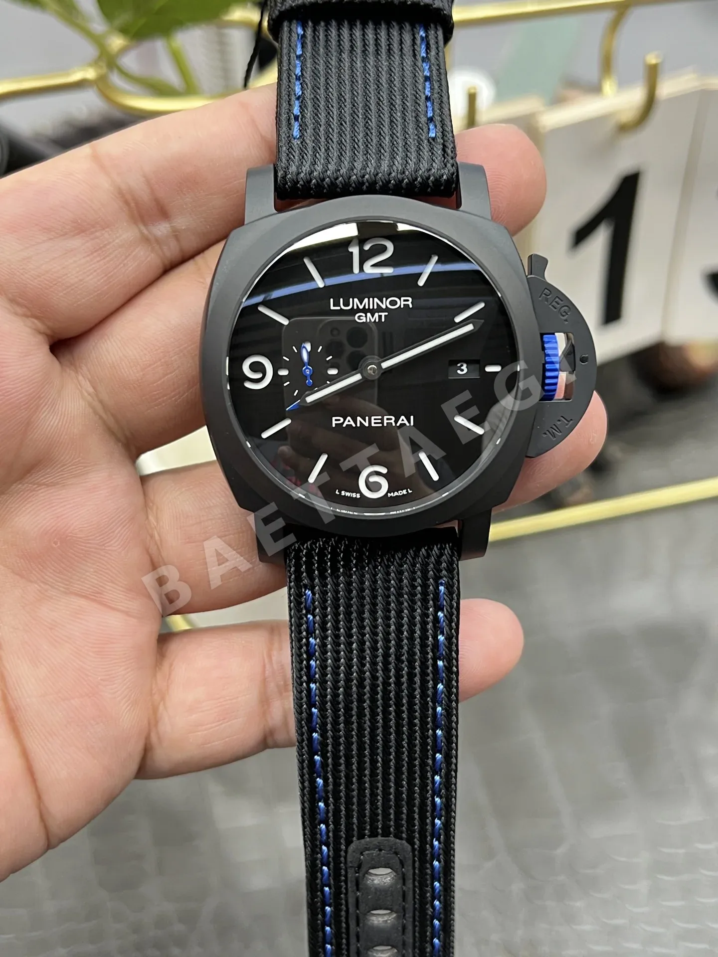 파네라이 PAM1176 세라믹 자동 시계