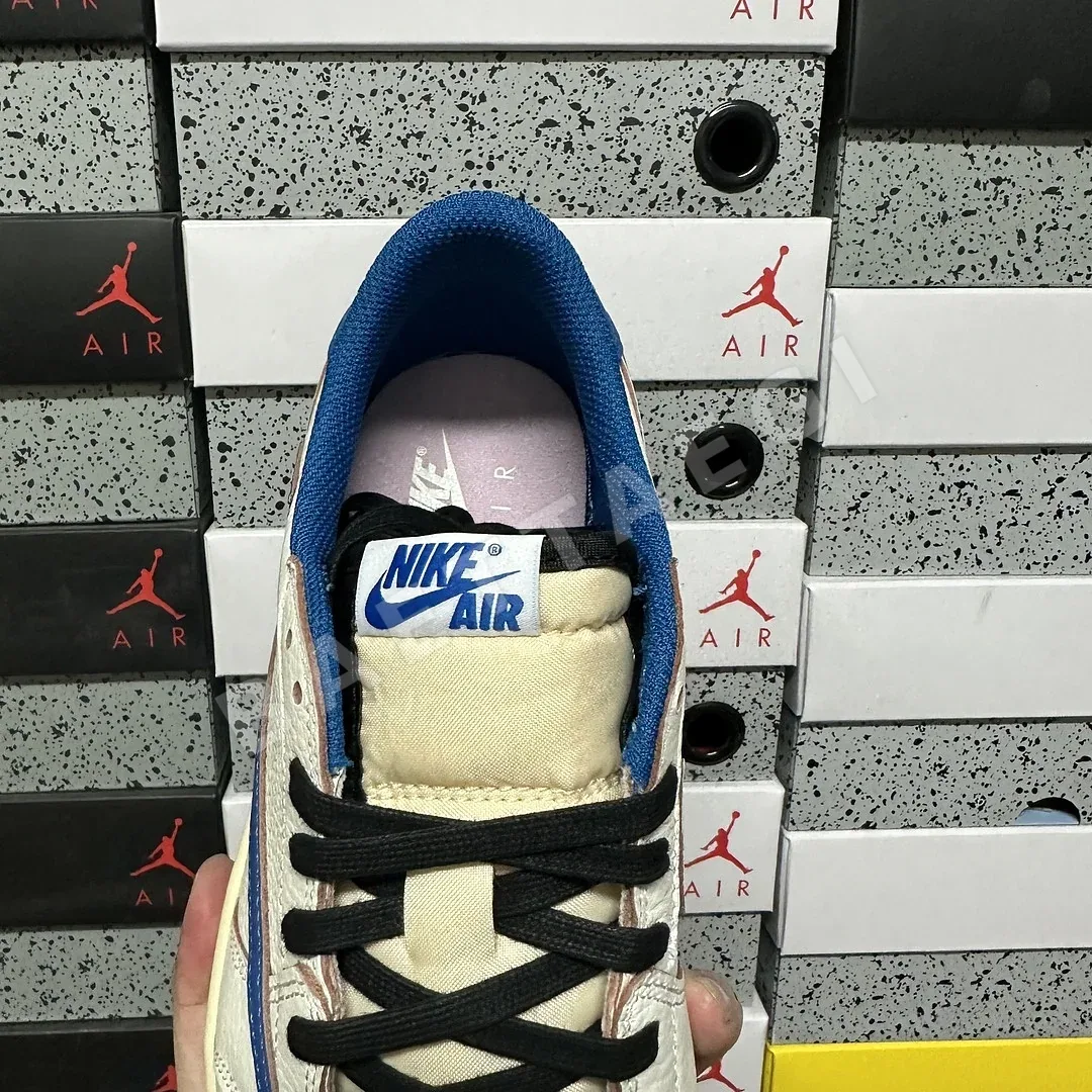 나이키 [FK] DM7866-104 201839 Nike Fragment X Travis Scott Sail Military Blue 상세 이미지 4