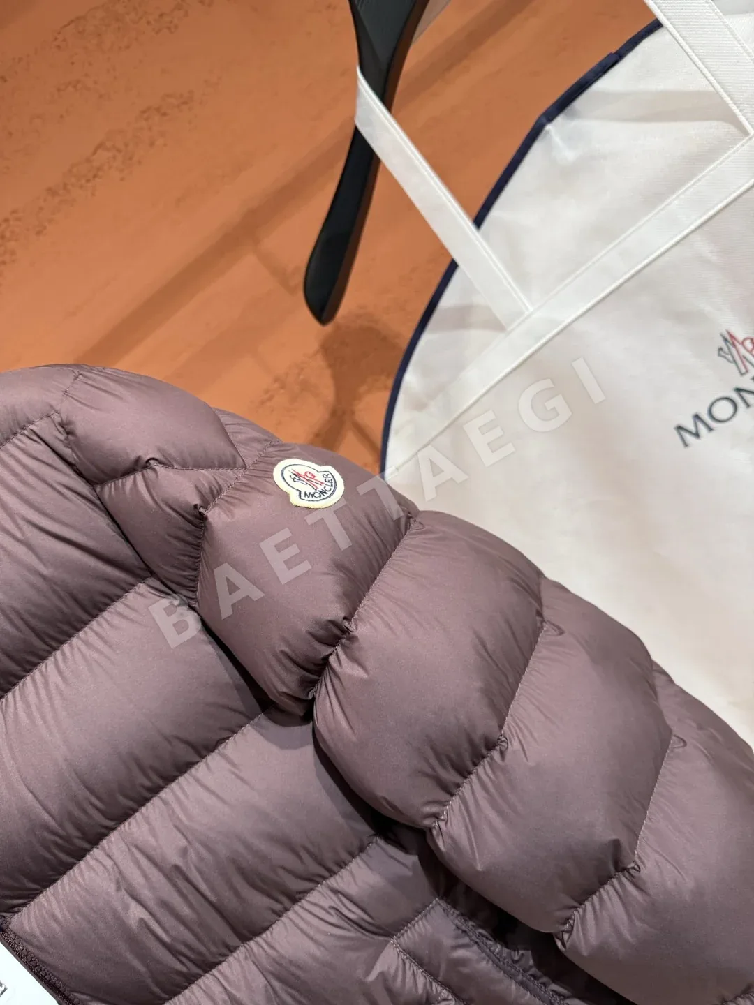 몽클레르 보디넷 쇼트 다운 자켓 상세 이미지 5